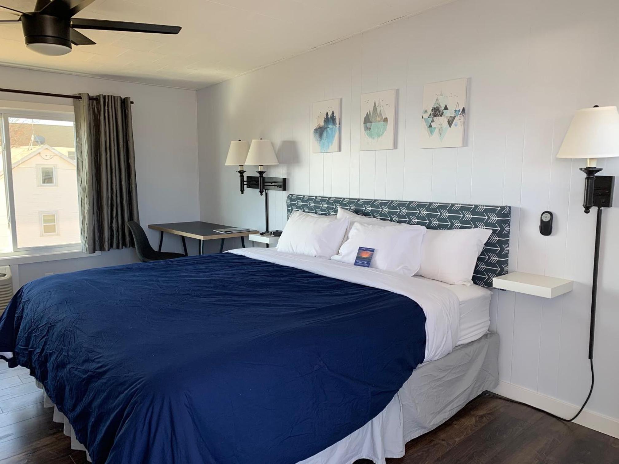 Beachfront Inn