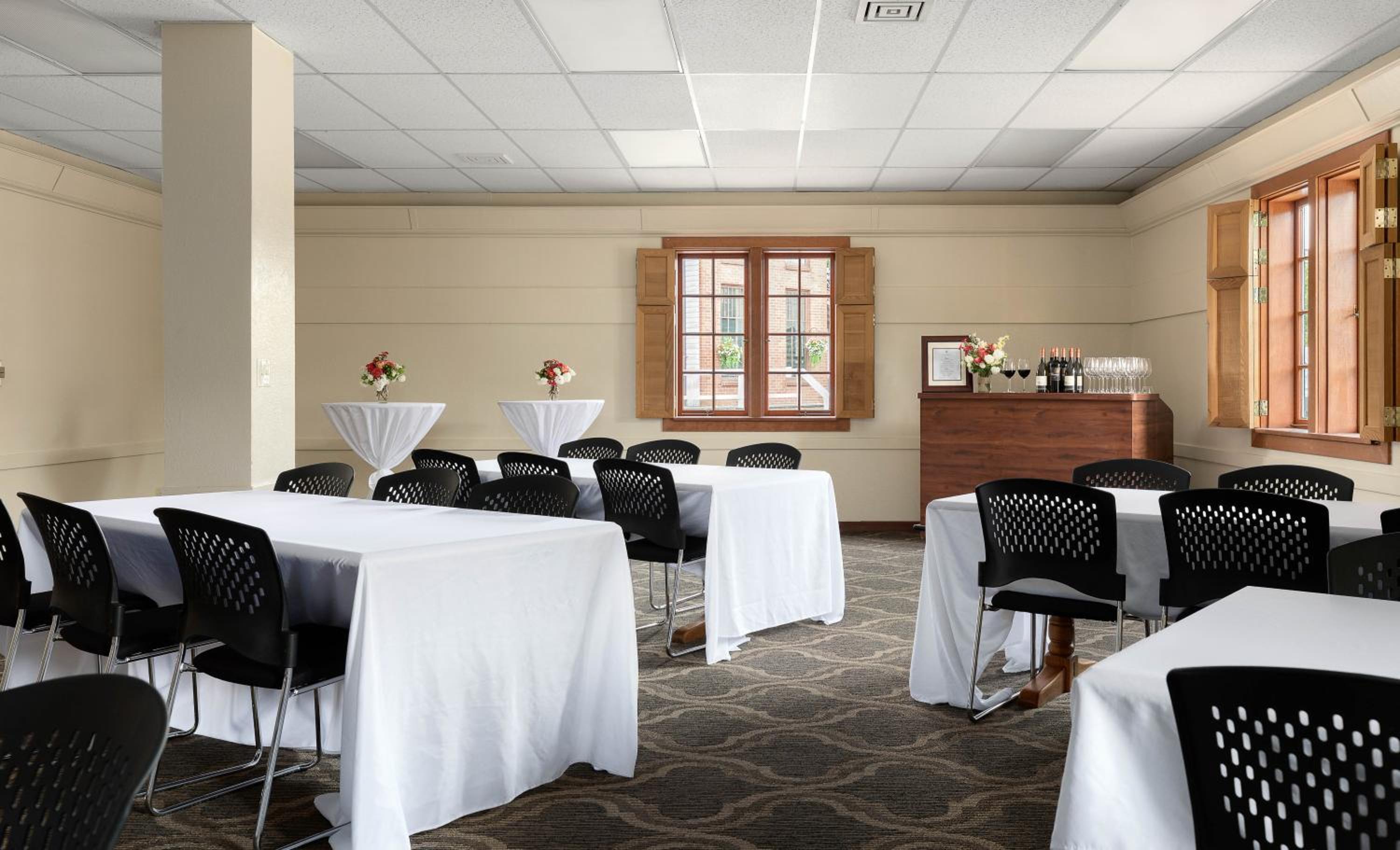 The La Conner Inn