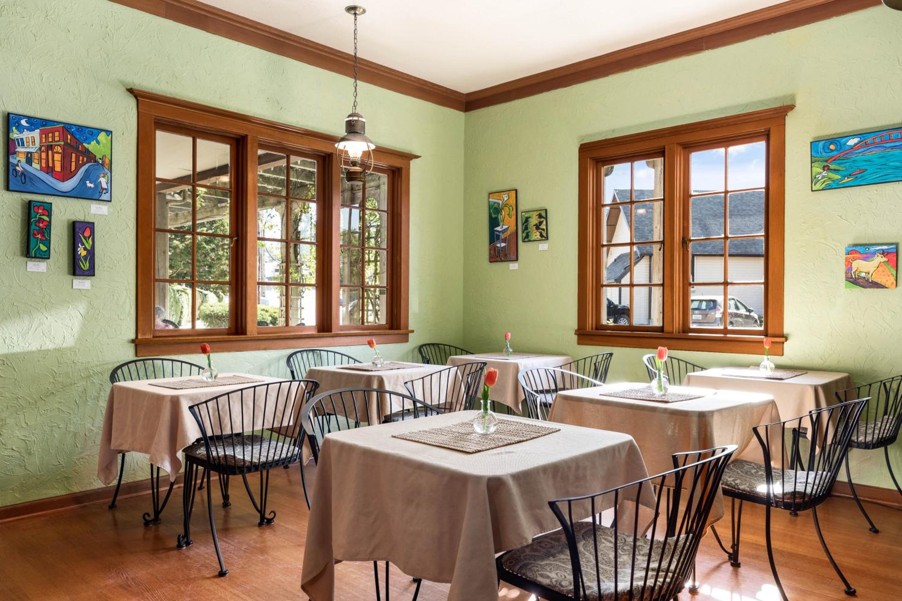 The La Conner Inn