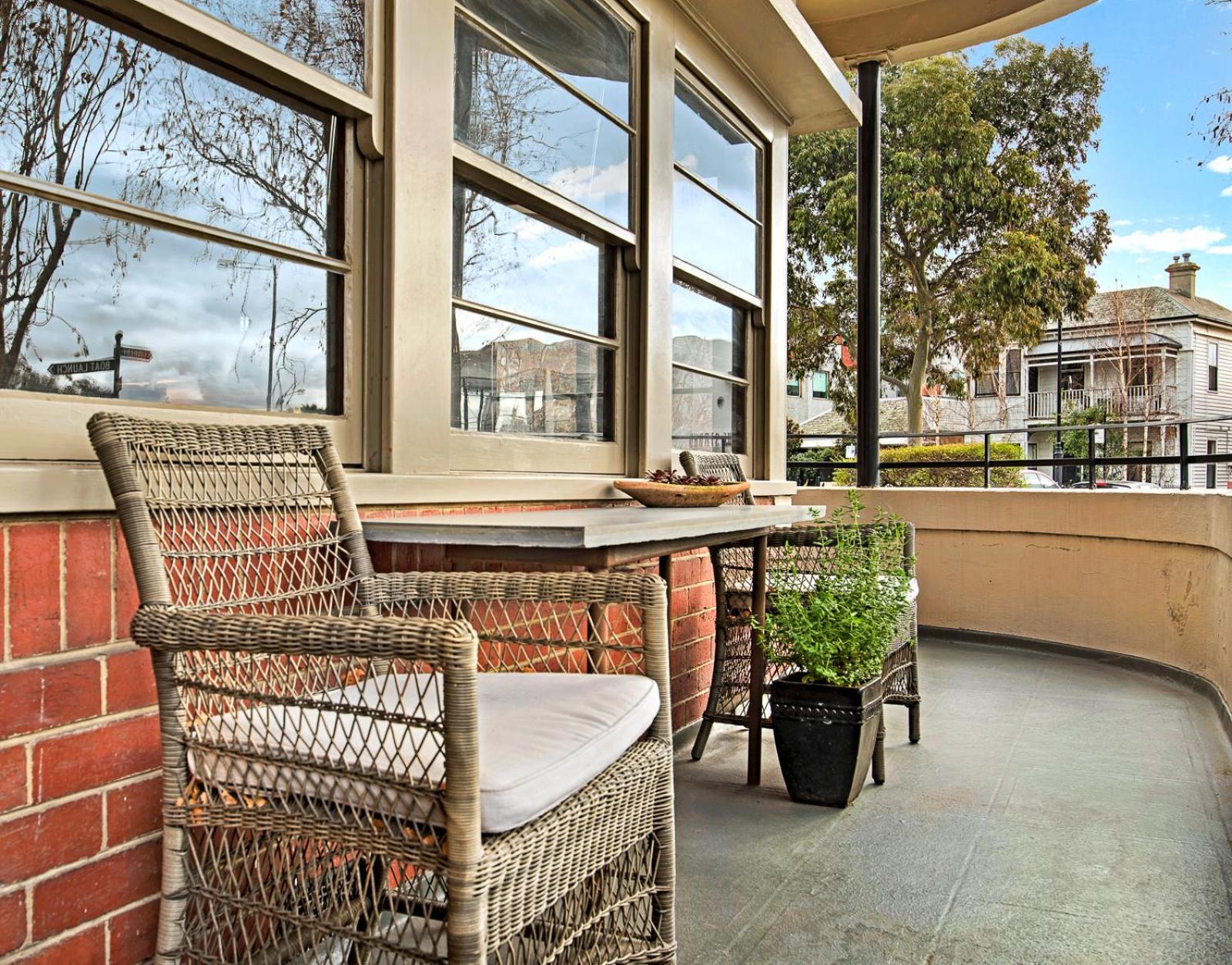 Captains Retreat Apartments and Cottages