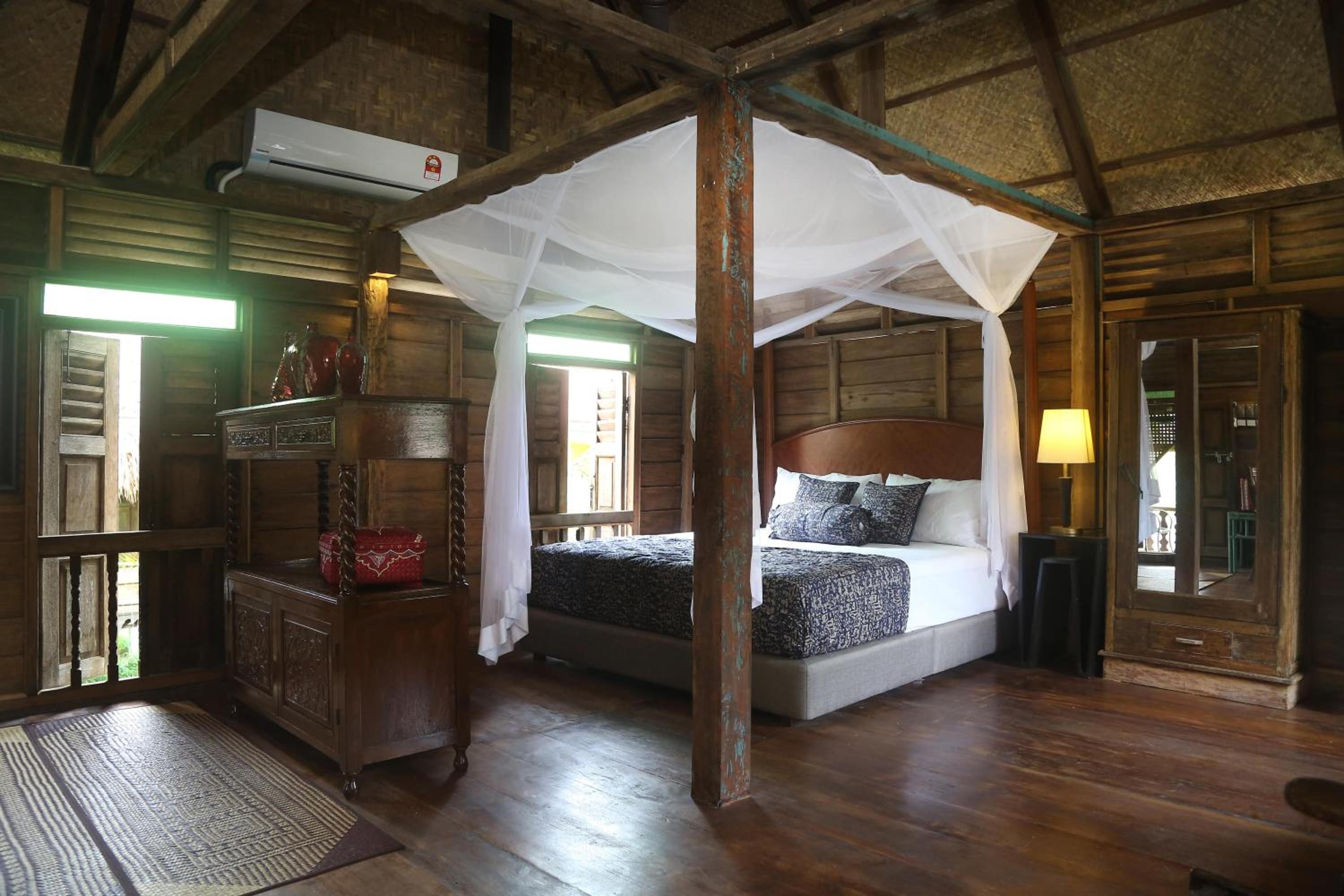 Kunang Kunang Heritage Villas