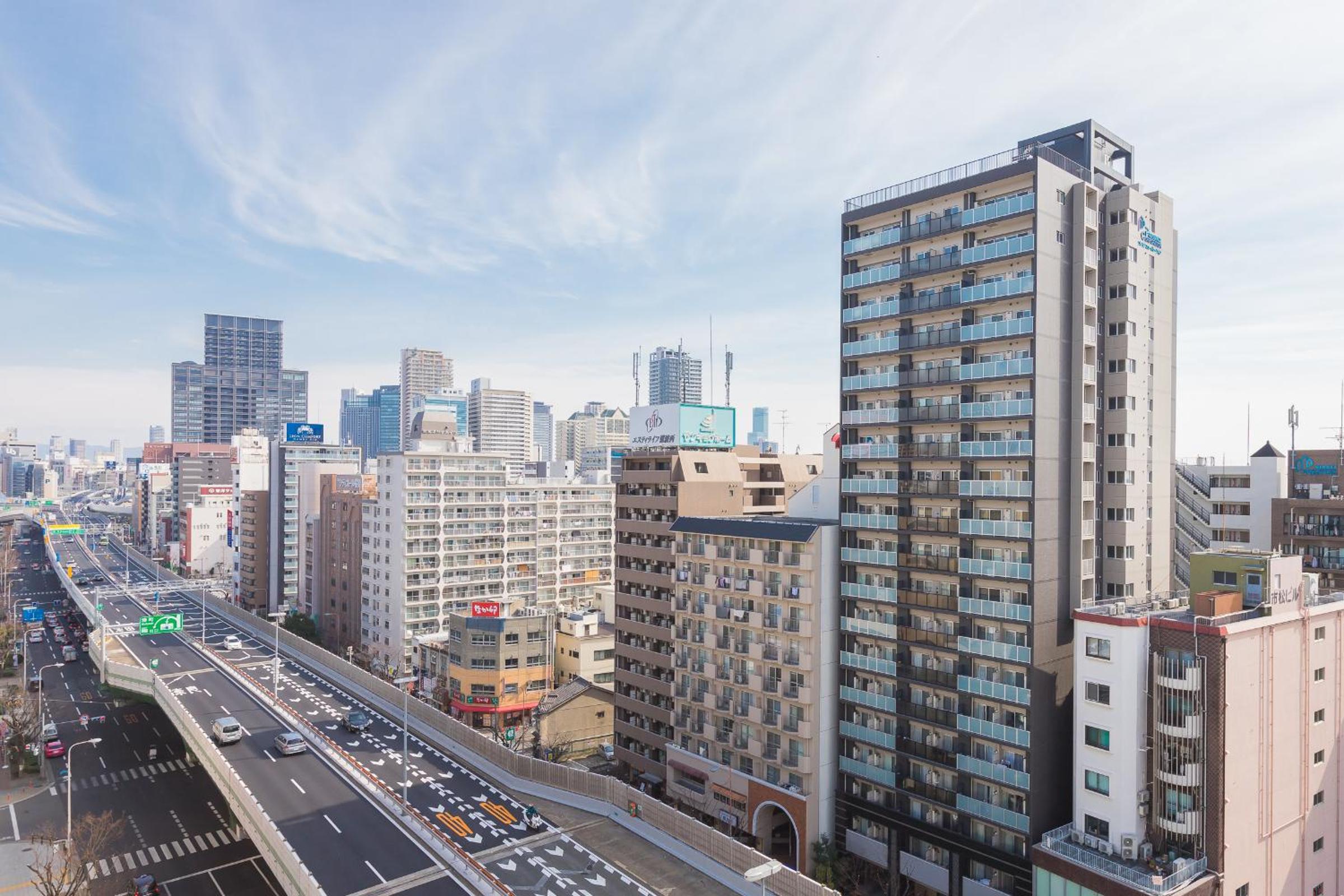 Nanba West Sakuragawa Station Apartment