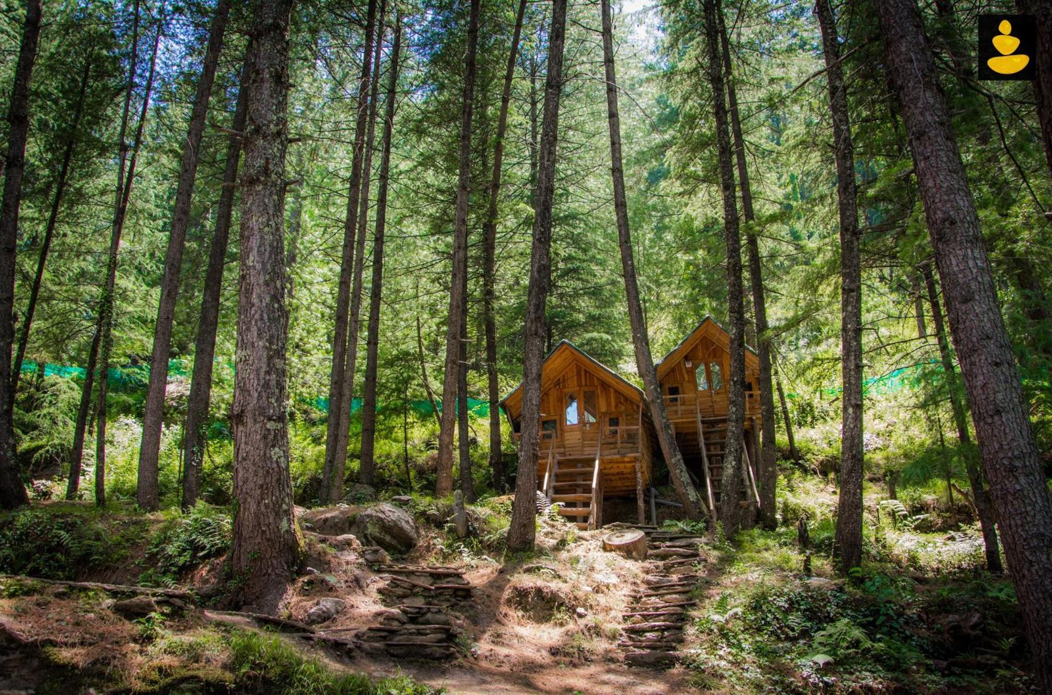 LivingStone Ojuven Treehouses view 3