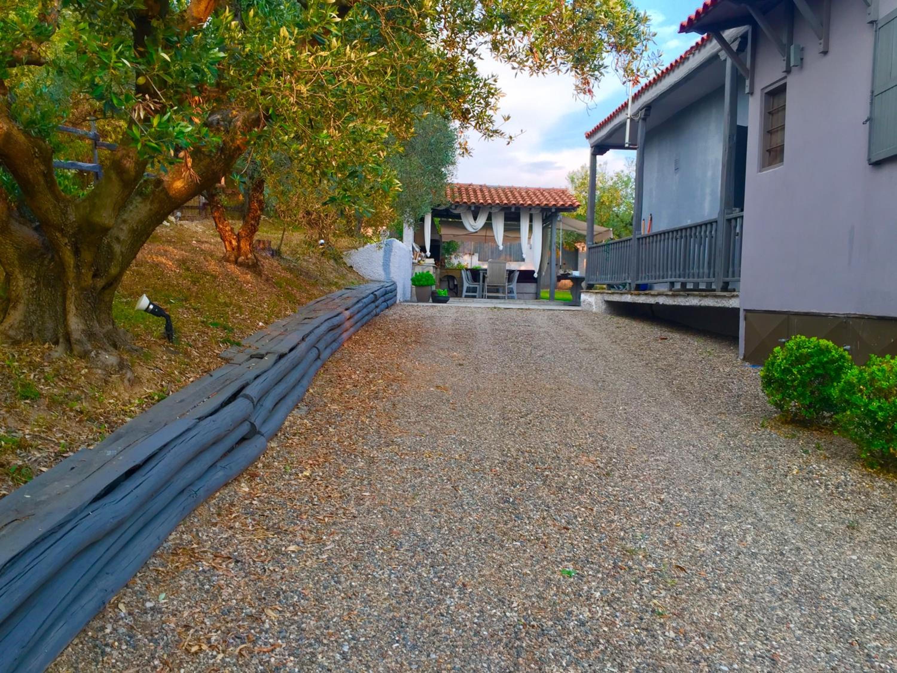 Photo 42