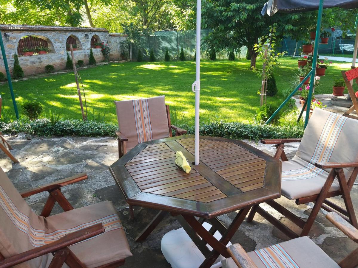 Guest House 