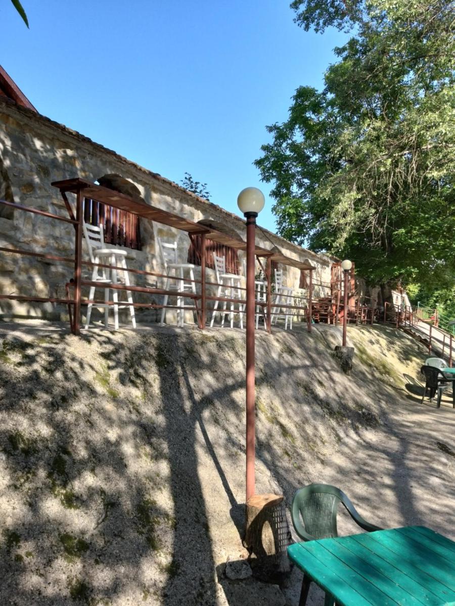 Guest House 