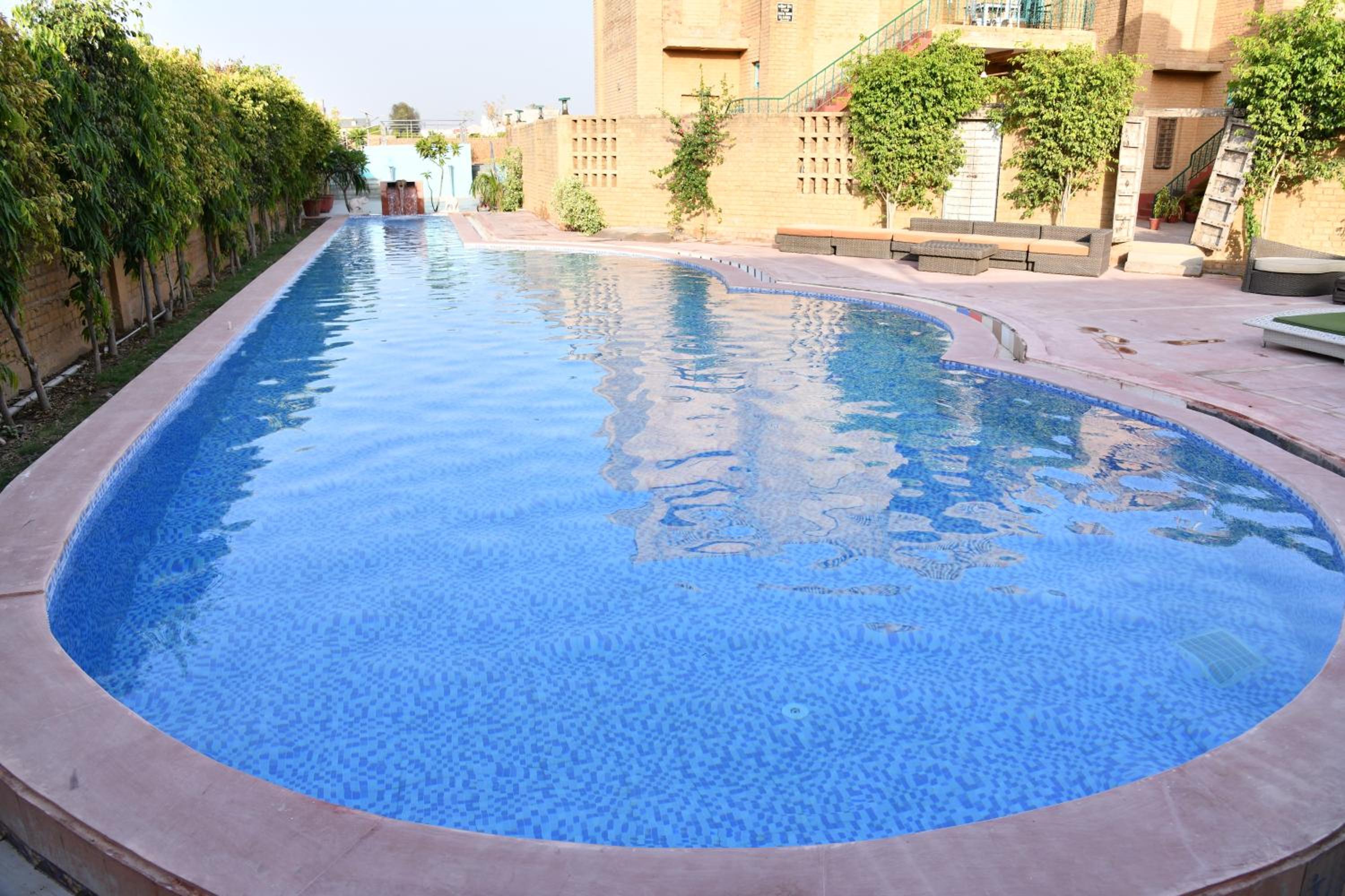 WelcomHeritage Ranjitvilas view 2