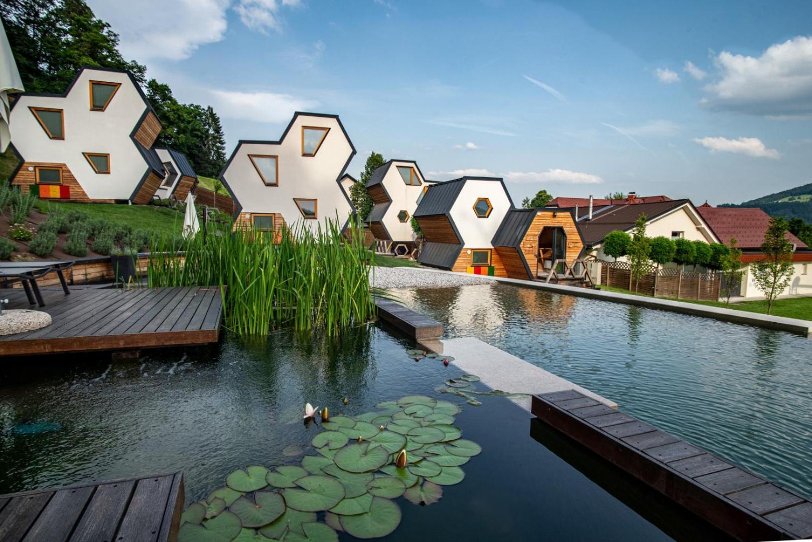 Hotel Apartments Beeland Skok