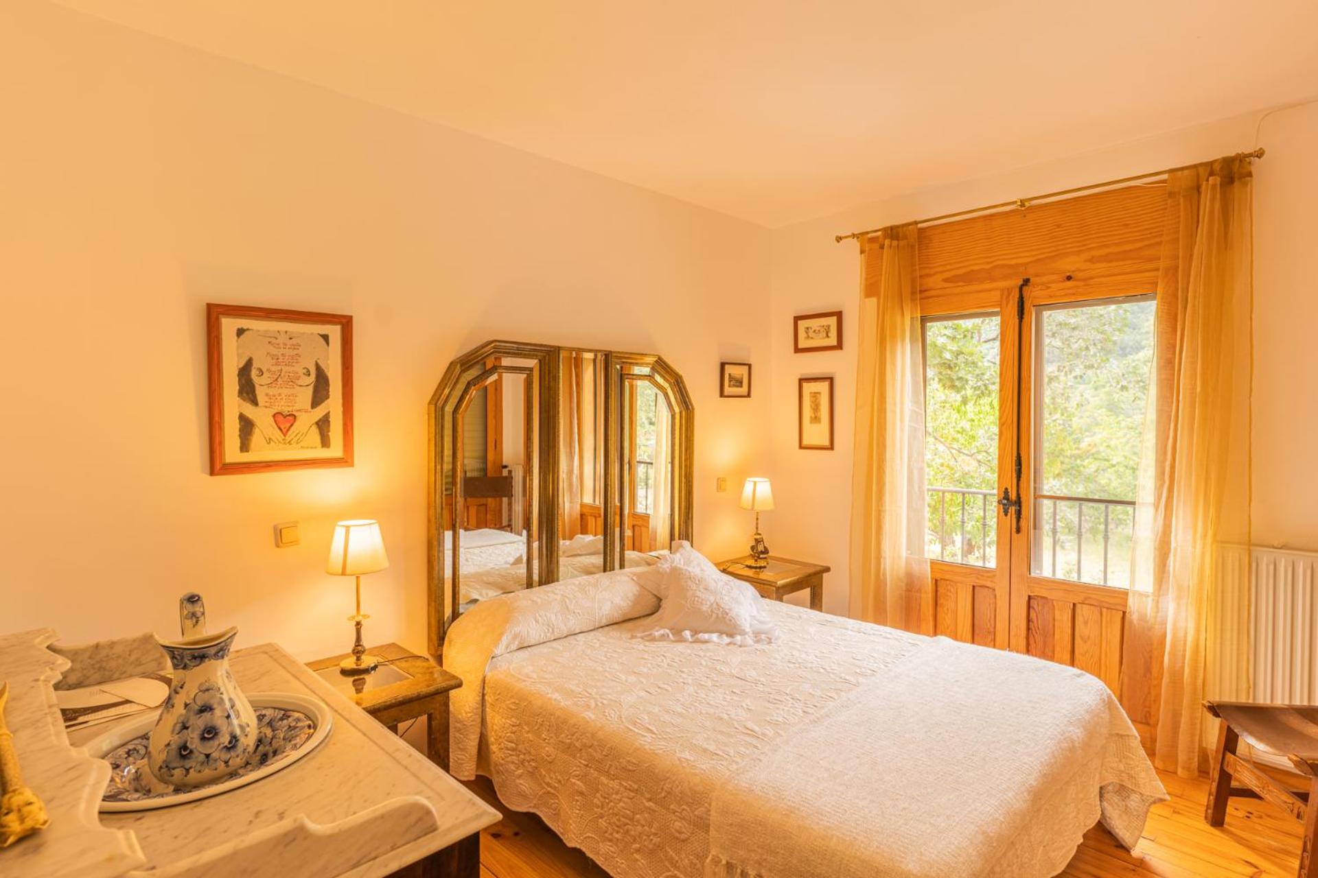 Casa El Herragu view 5