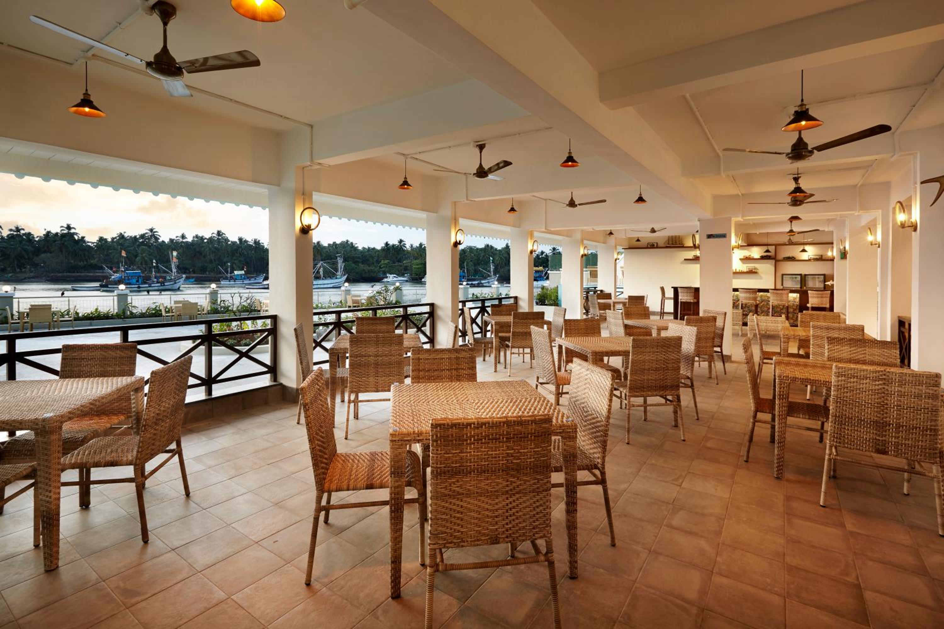 Indy Waterfront Resort