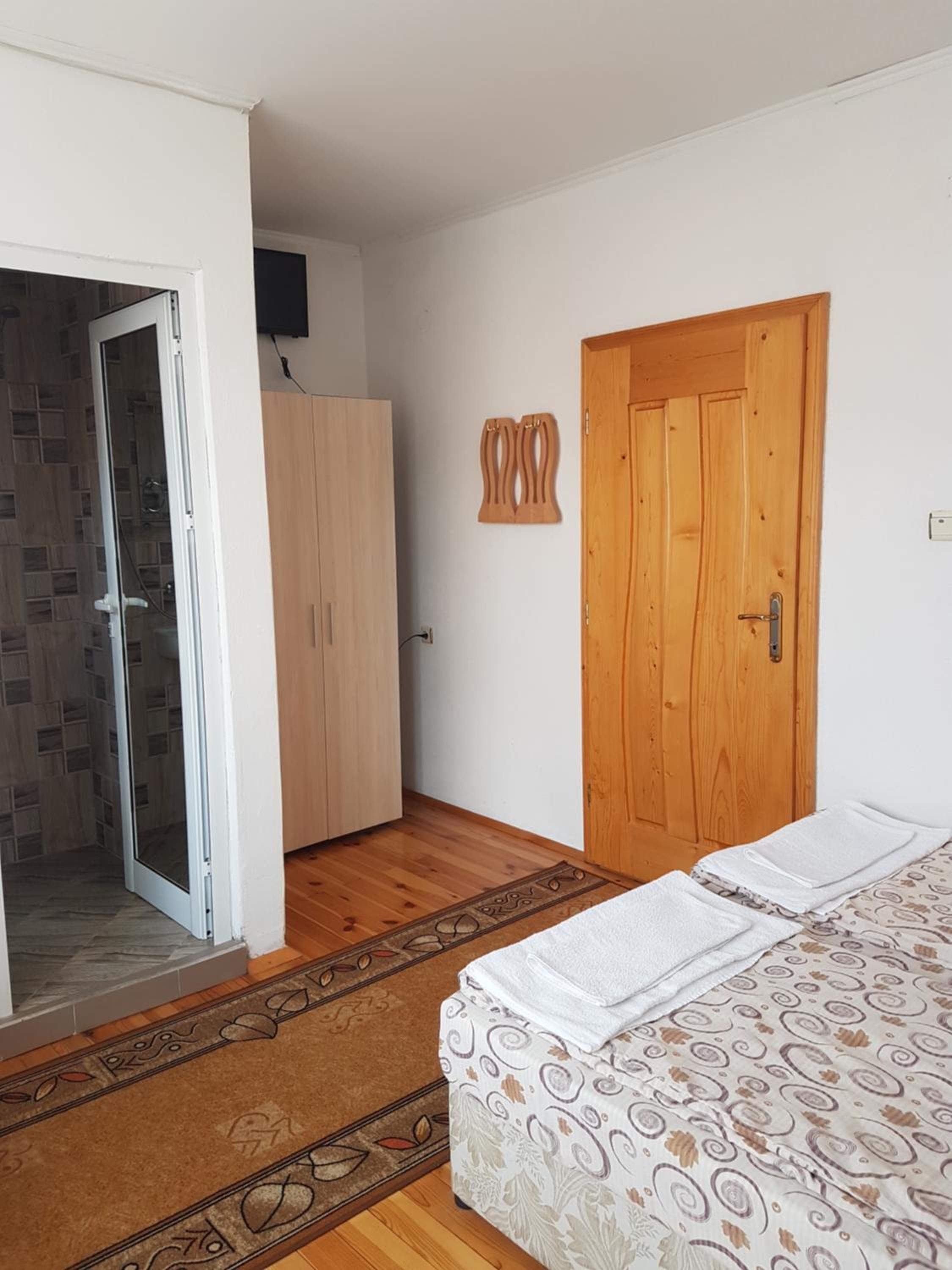 Yana Guest House