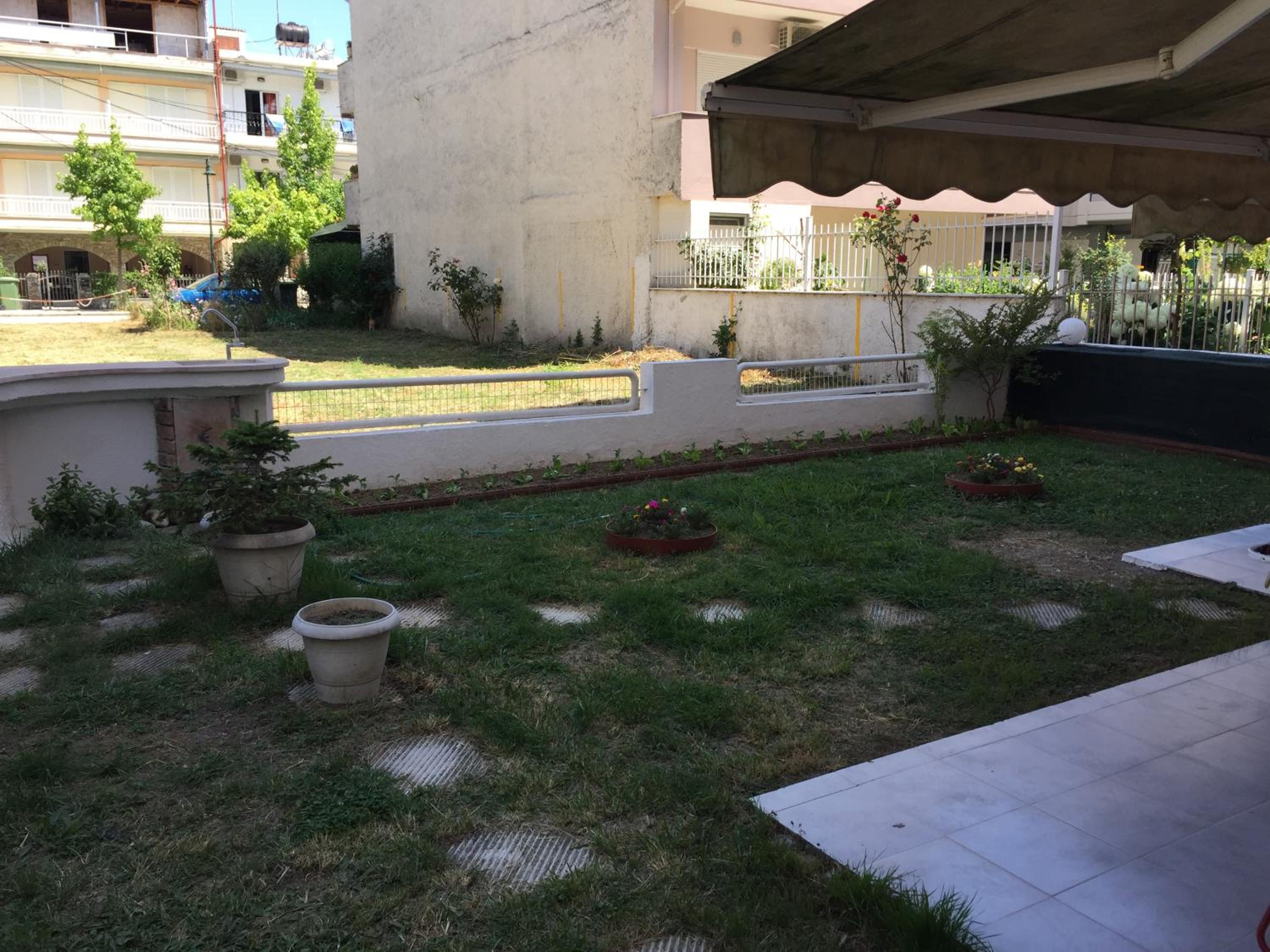 Dimis Studios and Apartments