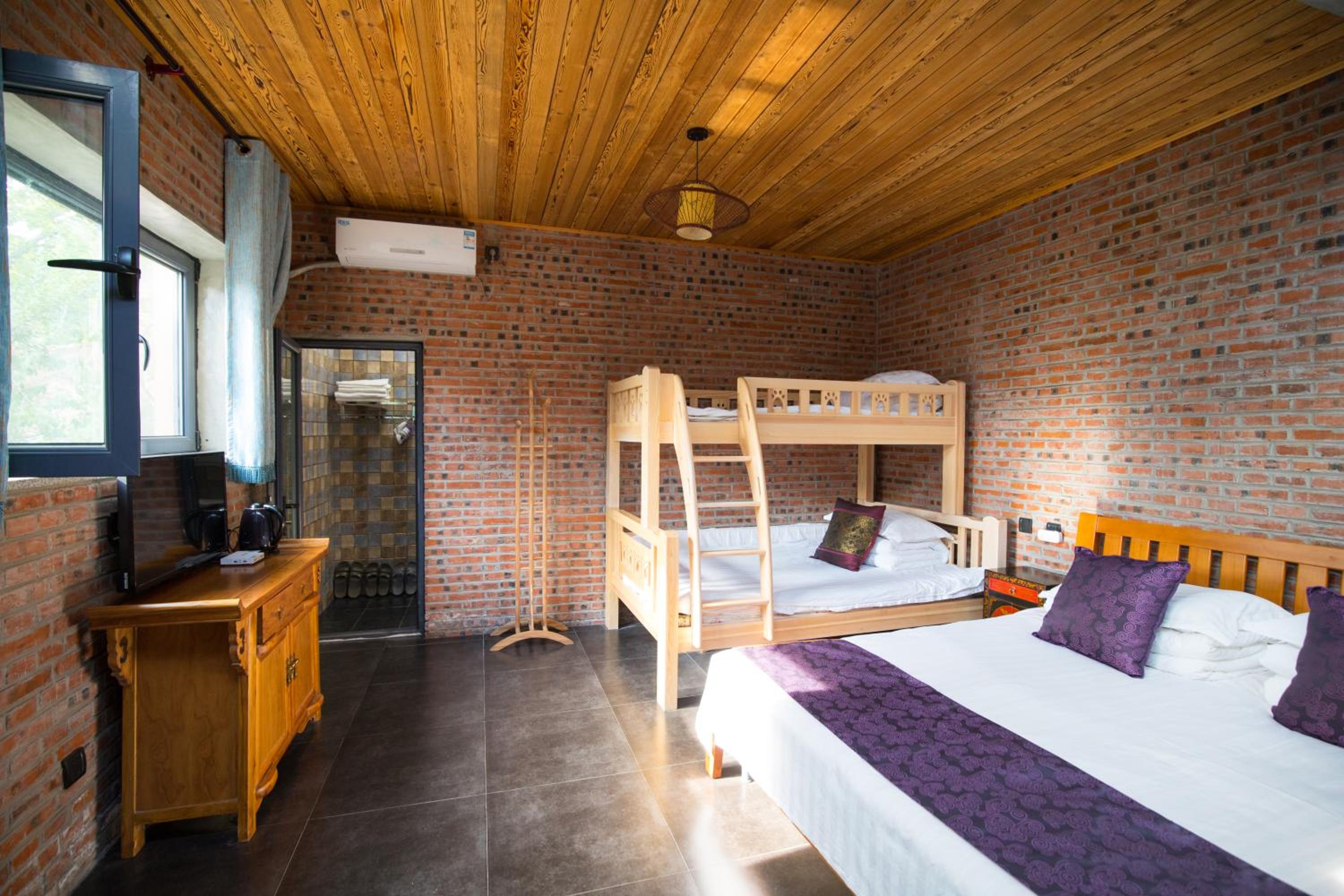 Beijing Mutianyu Great Wall Wangshanyuan Homestay
