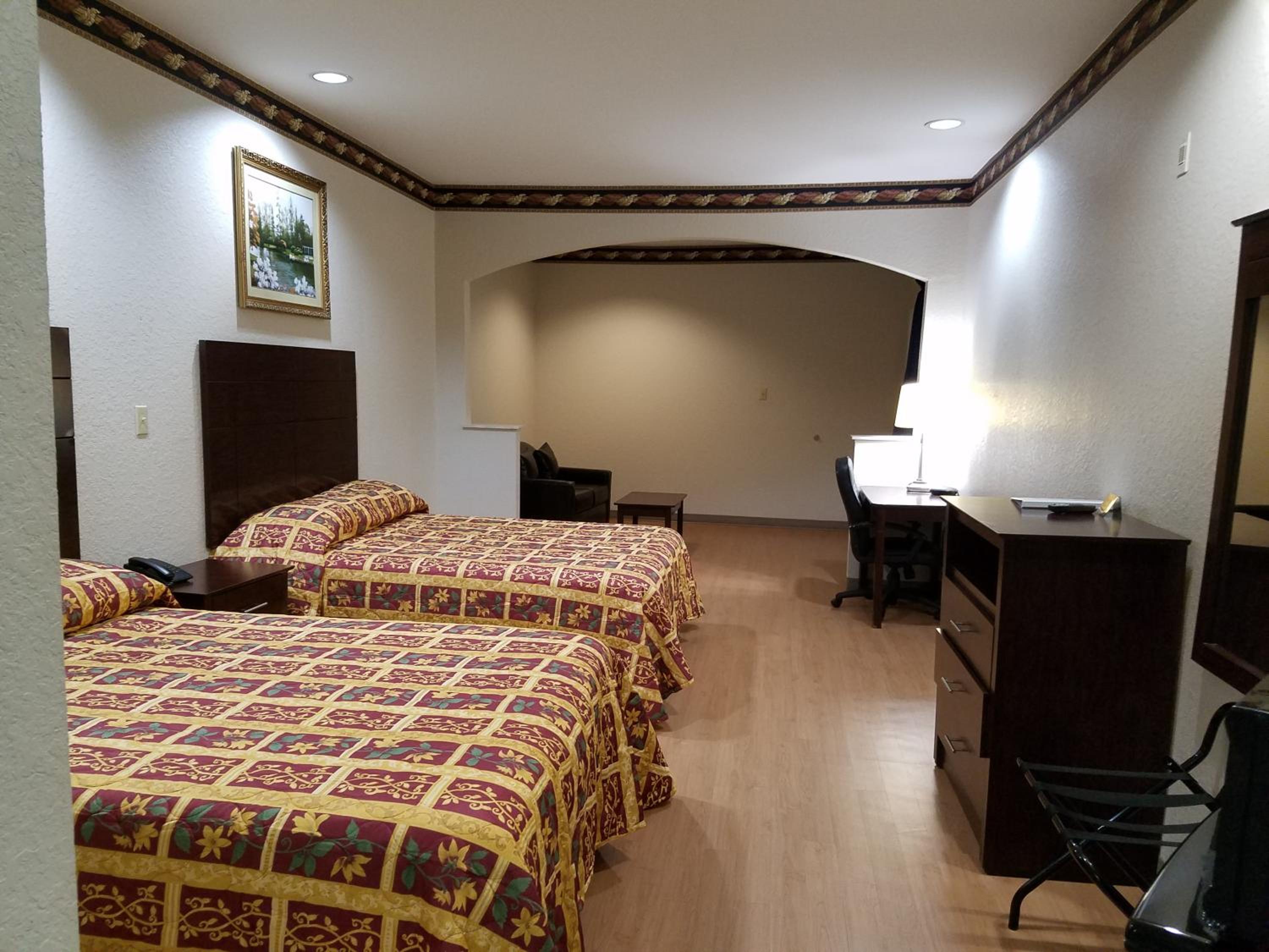 Scott Inn & Suites - Downtown Houston view 3