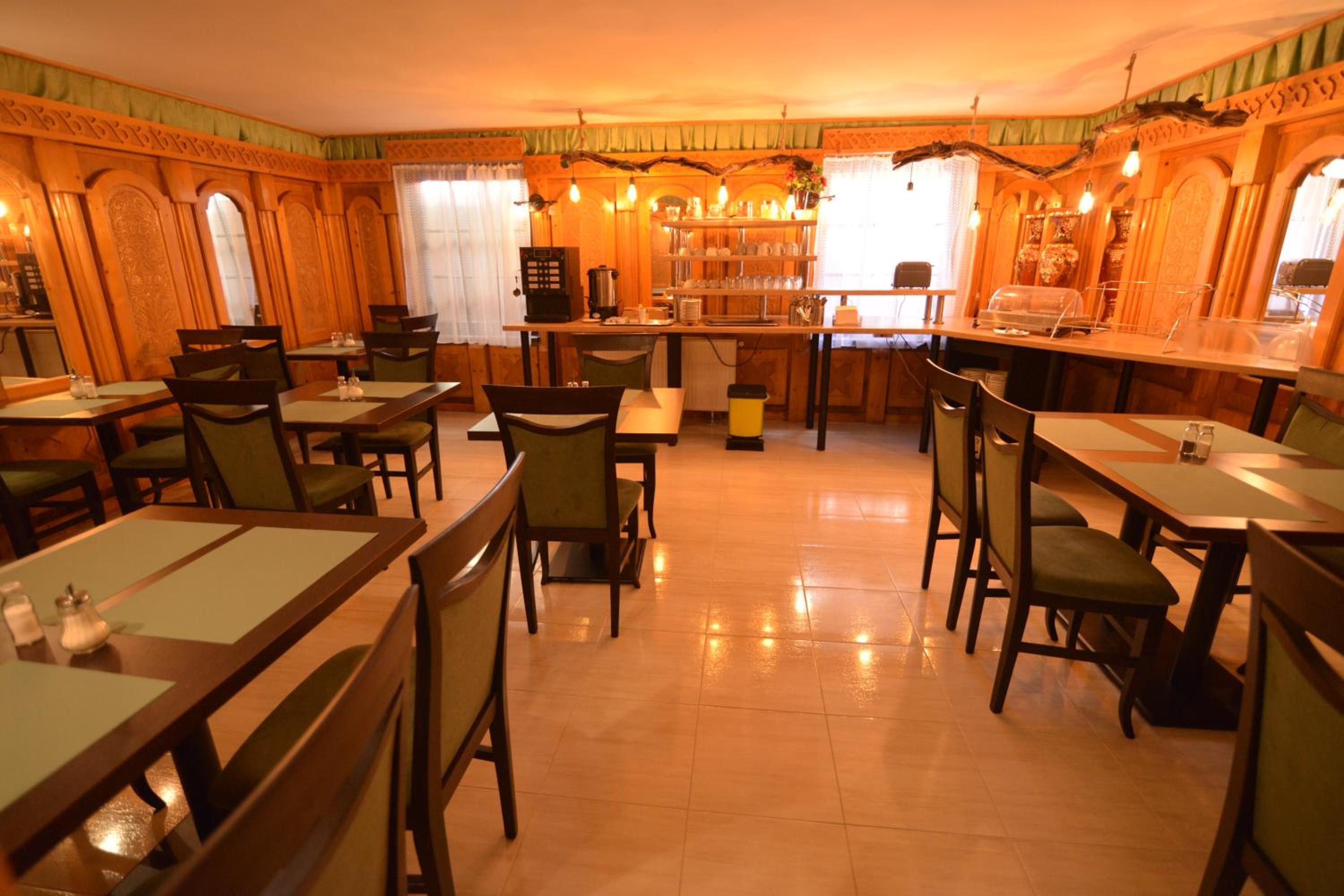 Fészek Fogadó - Pension Nest view 4