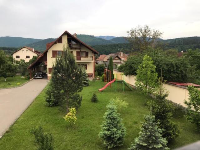 Photo 16