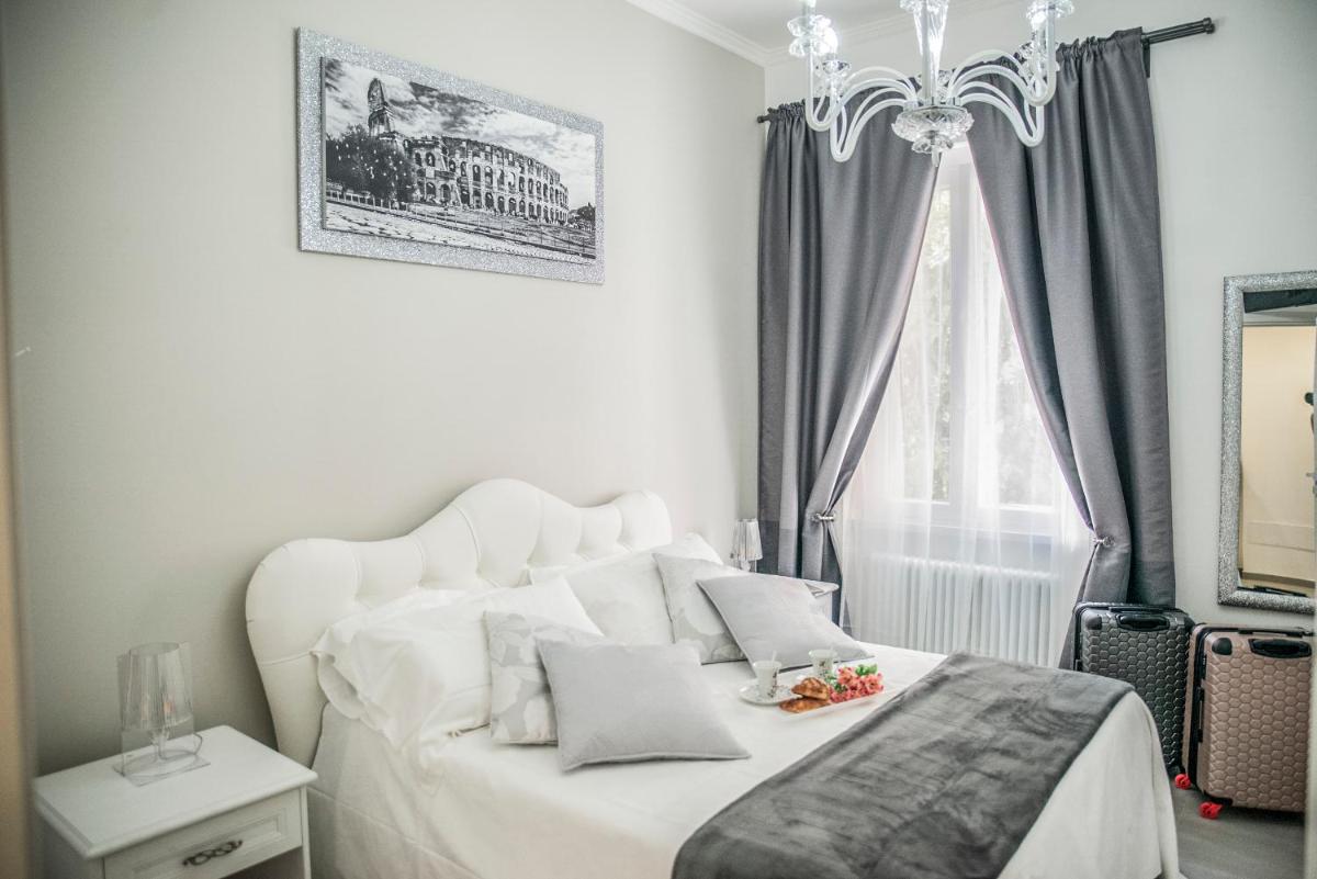 NEW MOON LUXURY APARTMENT photo 3