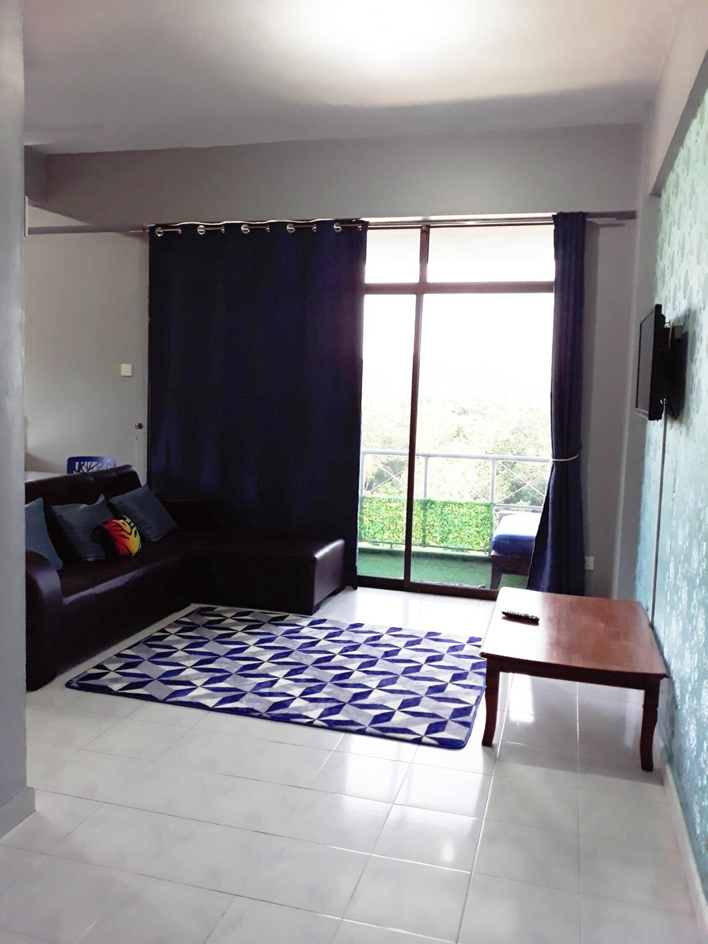 Minimalist Studio Apartment photo 7