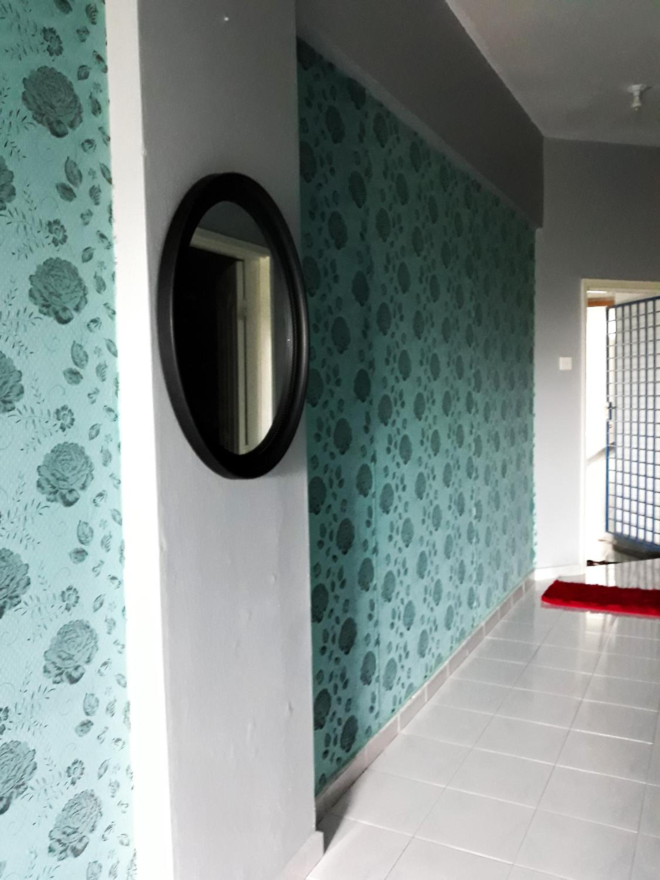 Minimalist Studio Apartment photo 5