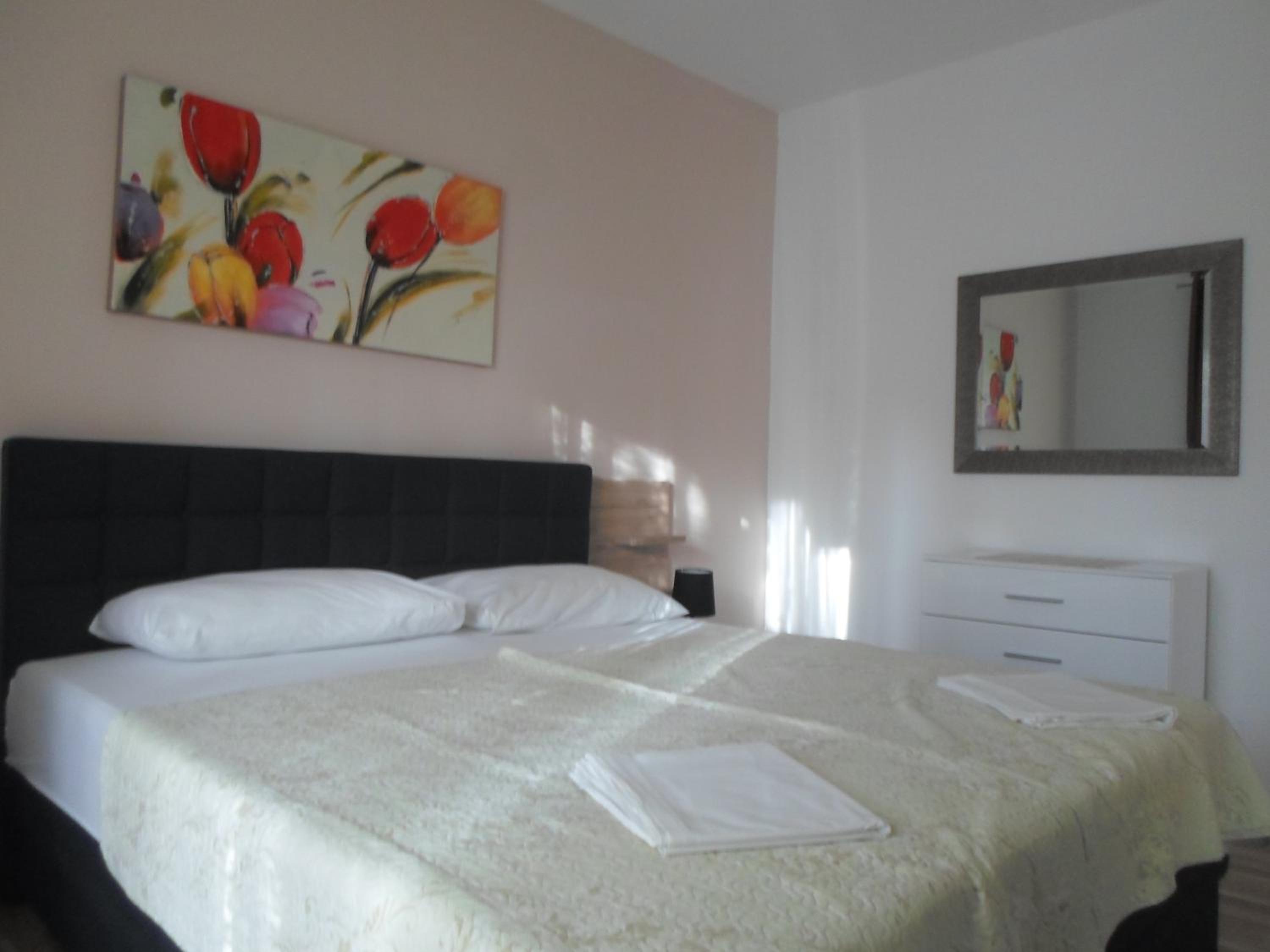Apartments Golić
