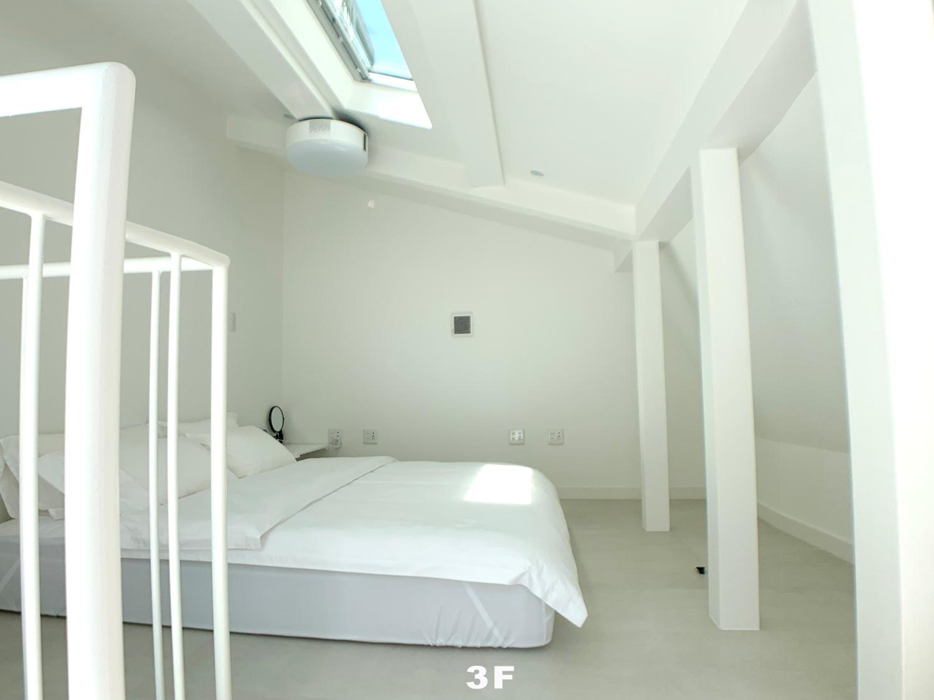 HAKU HOTEL