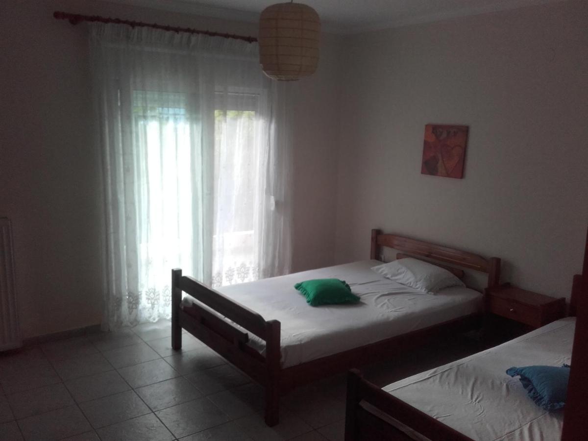 Photo 33