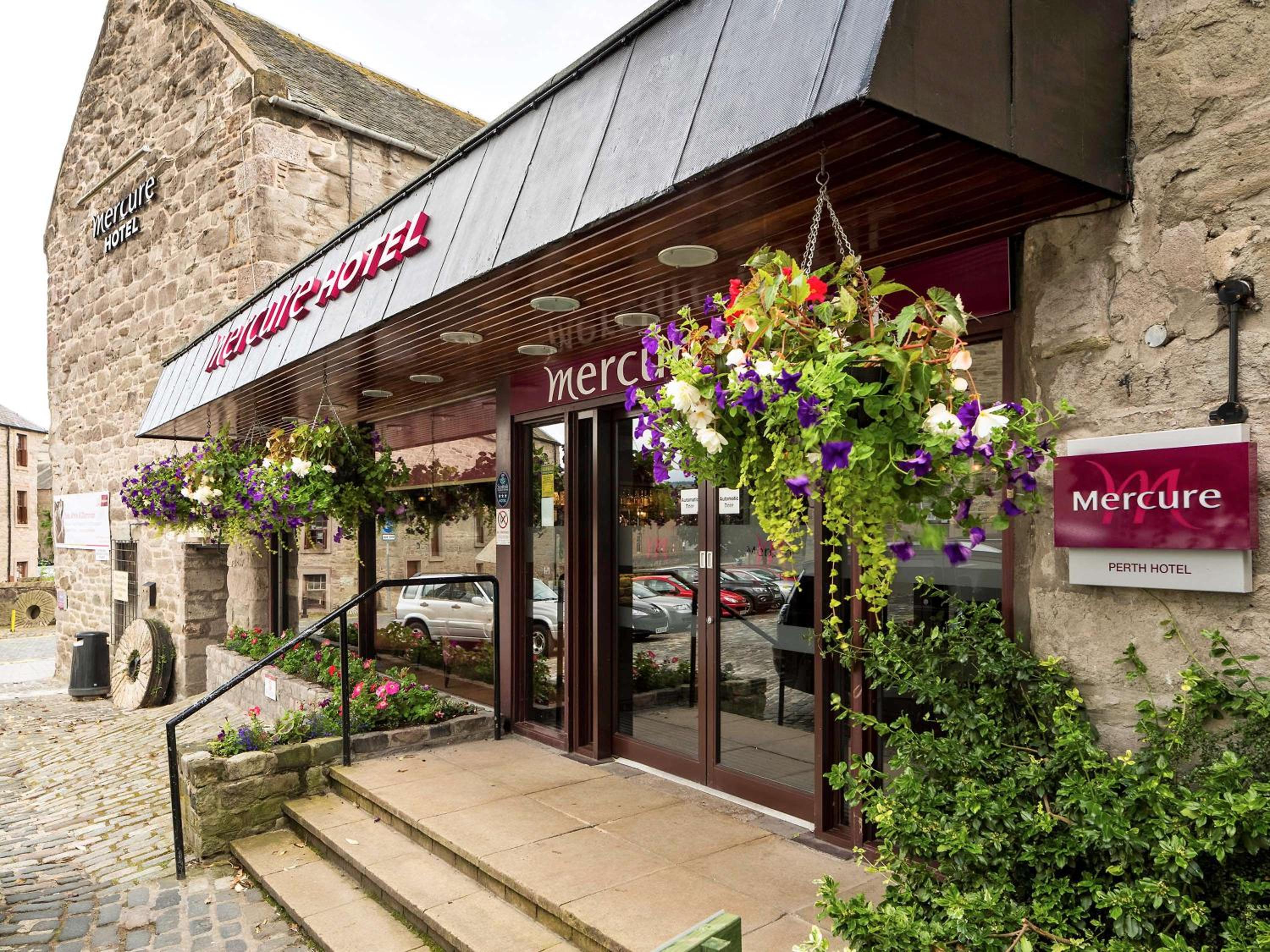 Perth Vacations - Mercure Perth Hotel - Property Image 1