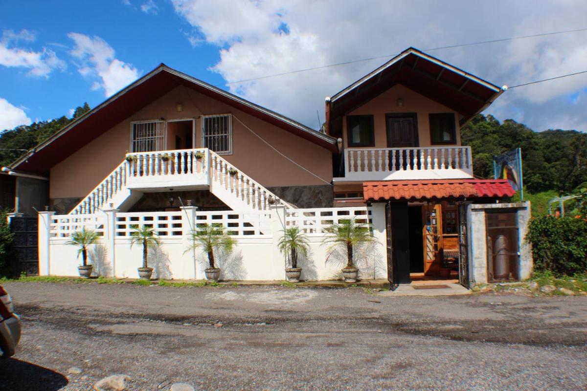 Hotel Hostal Boquete - Image 1