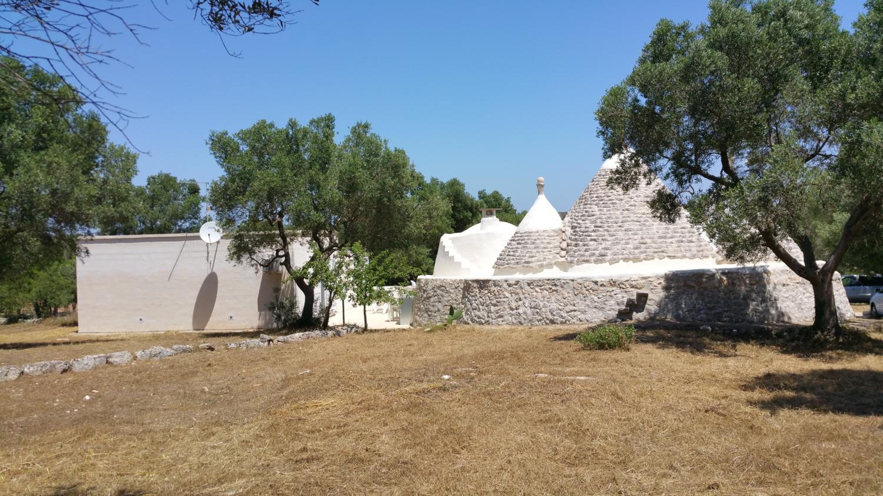 Ostuni, Trullo Laveneziana per 8 ospiti intera struttura con piscina esclusiva