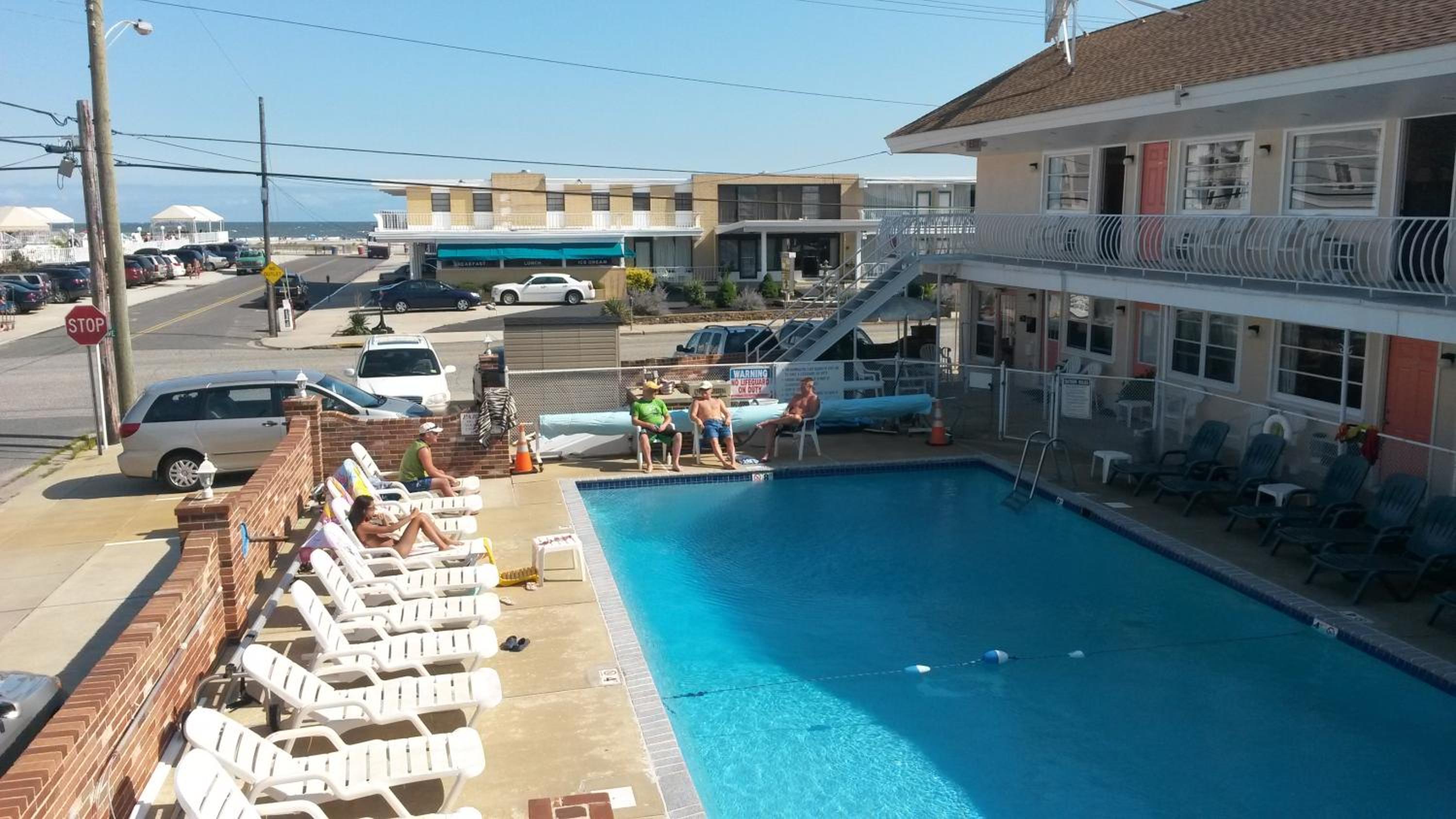 Blue Water Motel