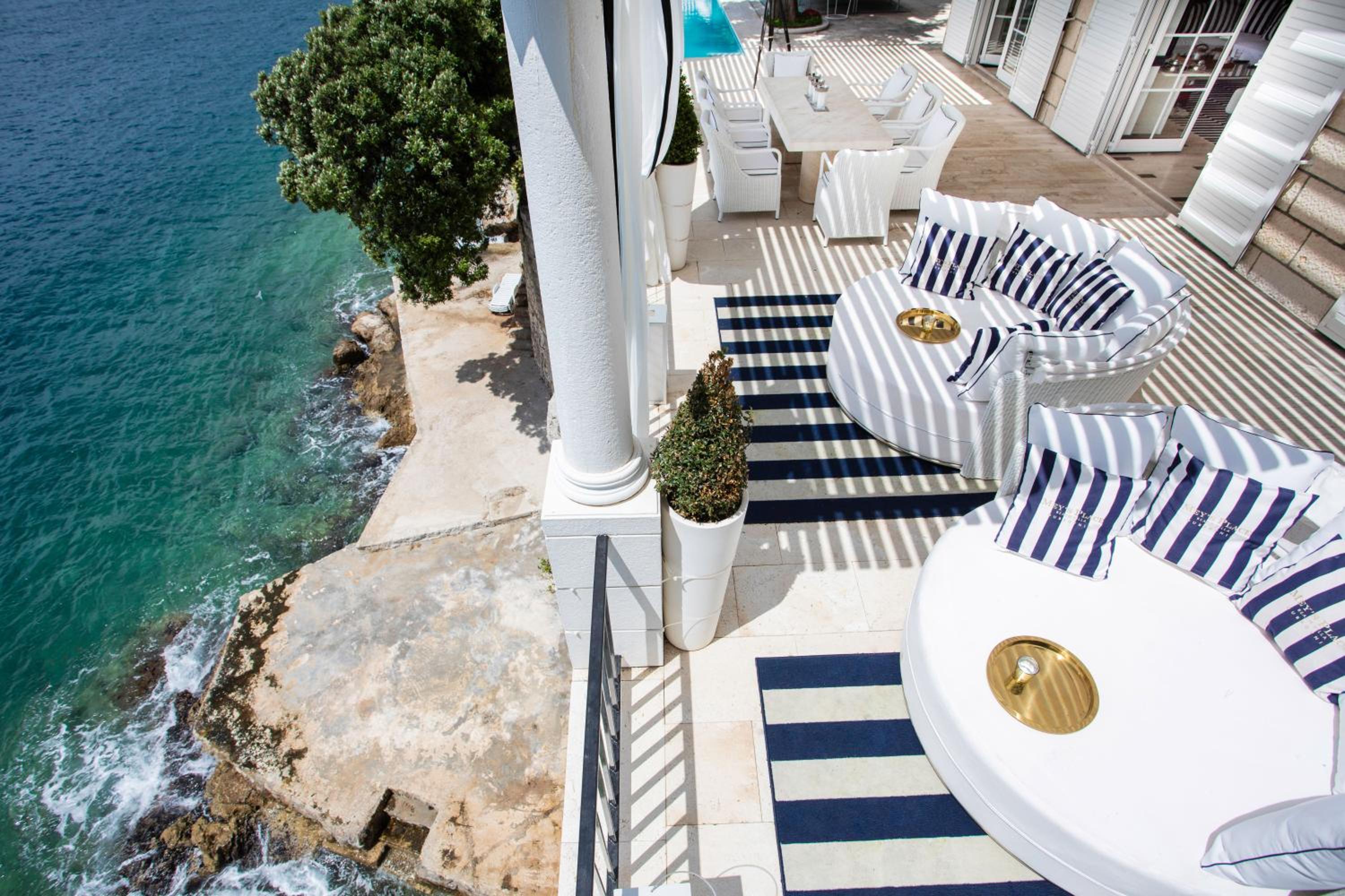 Villa Mey's Place On The Beach