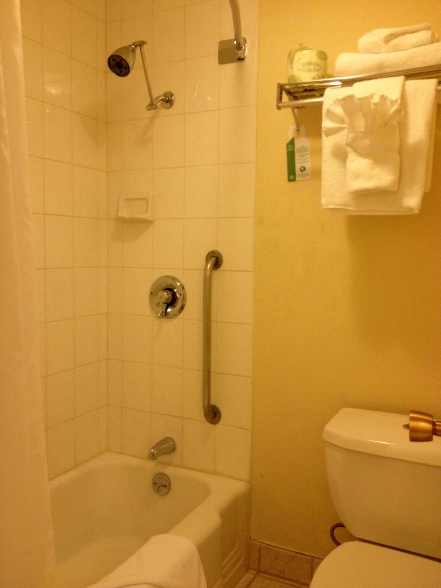 North Hollywood Vacations - Mikado Hotel - Property Image 9