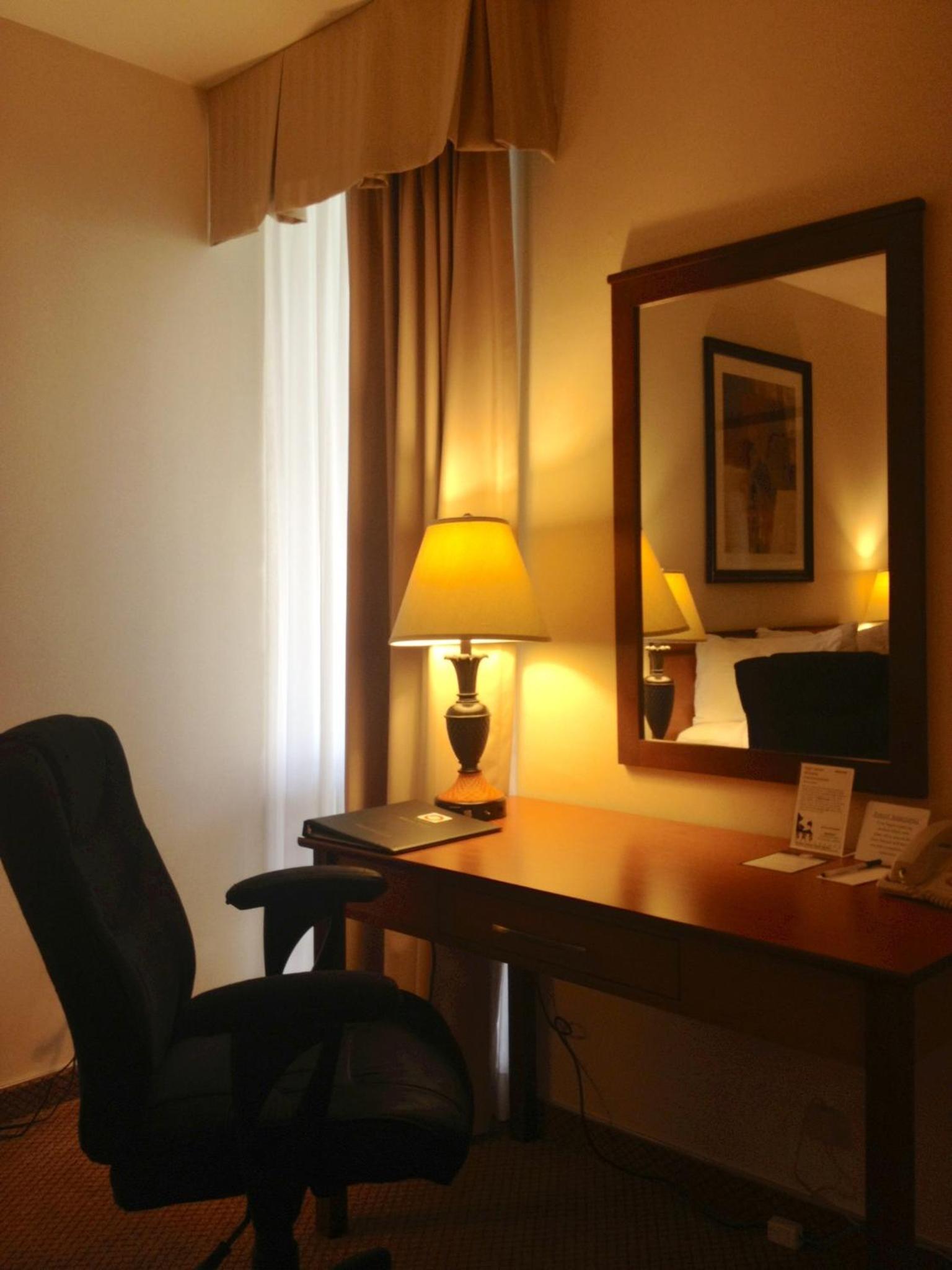 North Hollywood Vacations - Mikado Hotel - Property Image 7