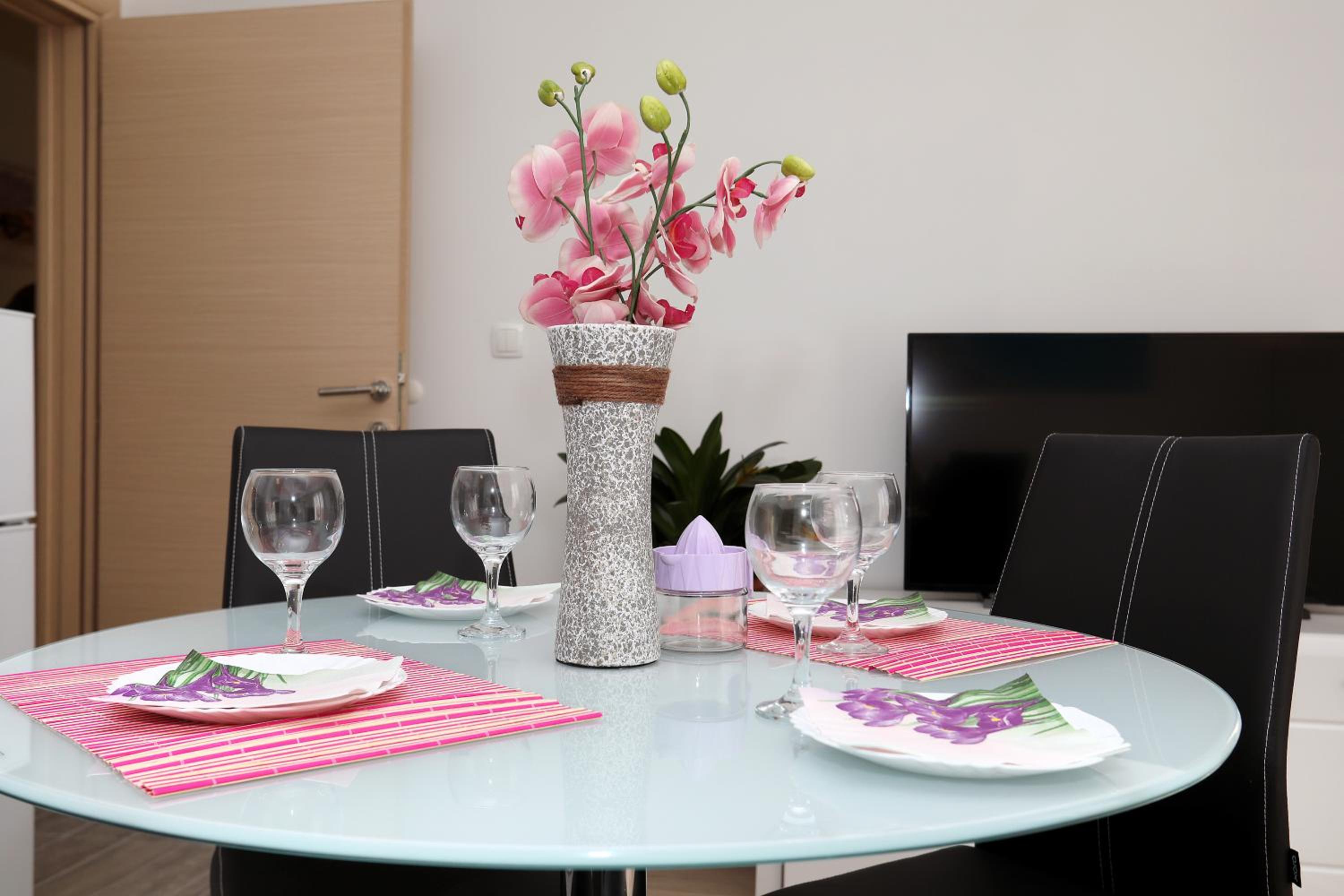 Bridgeview apartment