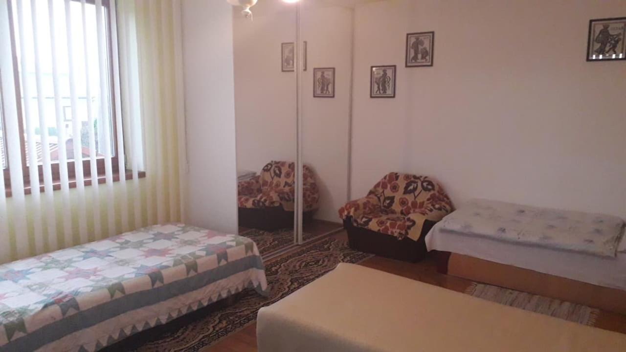 Photo 51