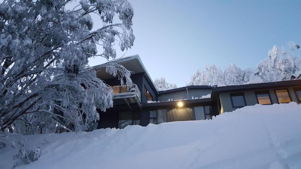 Hotel Diana Alpine Lodge - Image 1