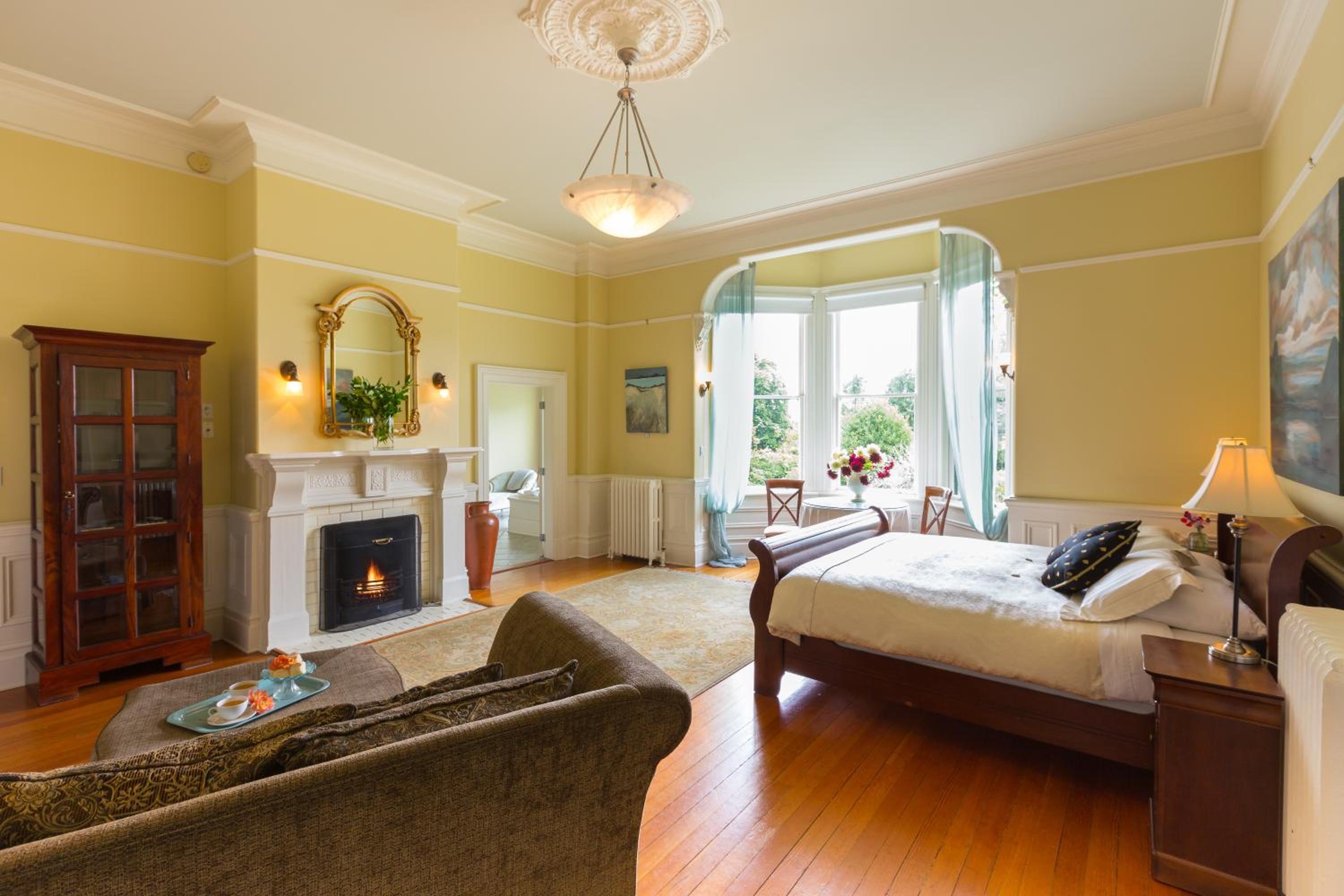Fairholme Manor Inn