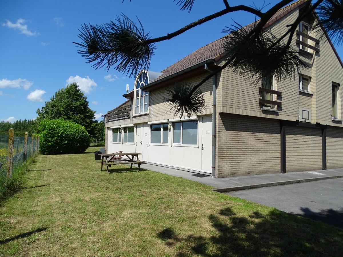 outdoor BBQ area
