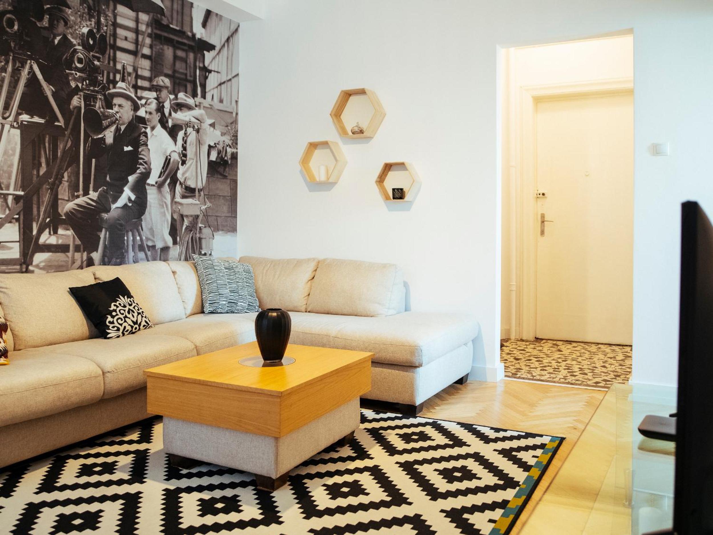 Alba Apartment on Calea Victoriei view 4