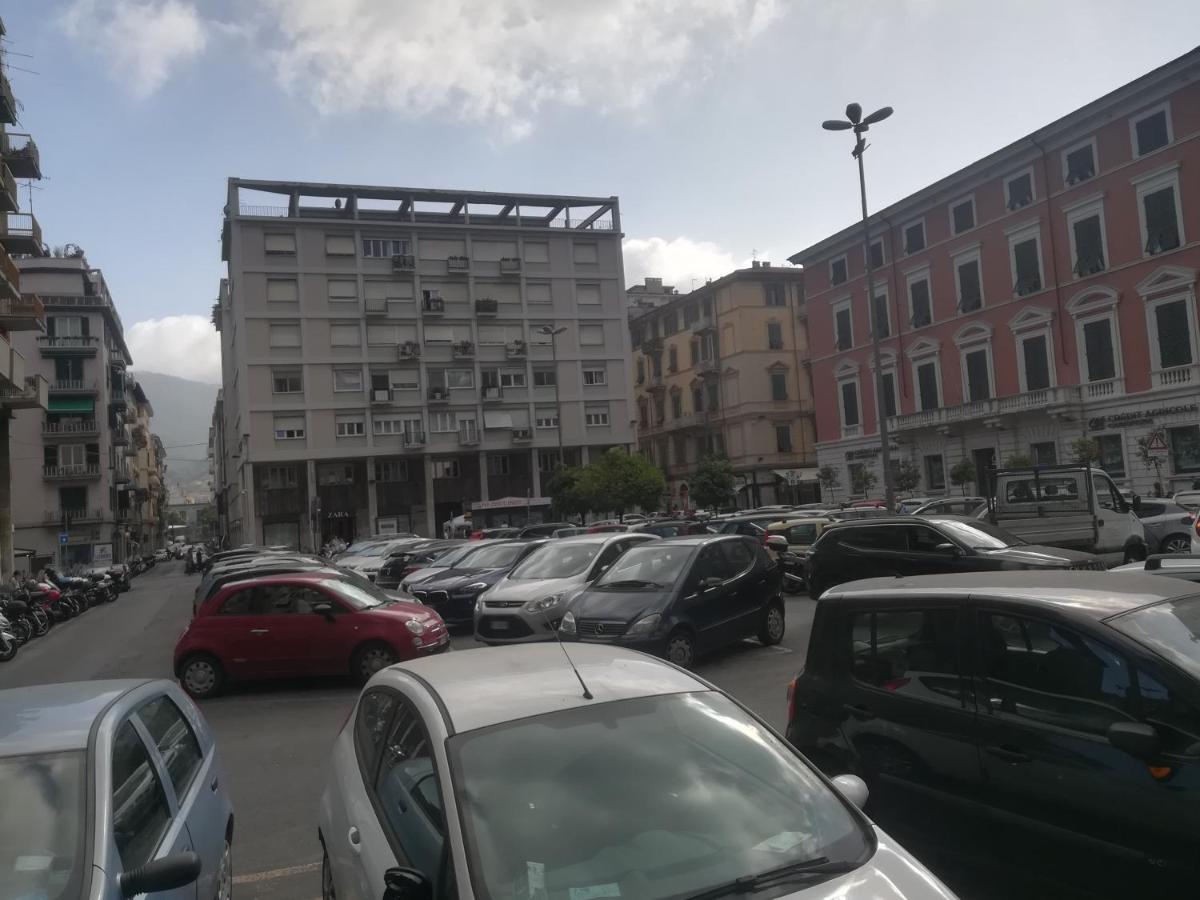 Riposo in centro città photo 4