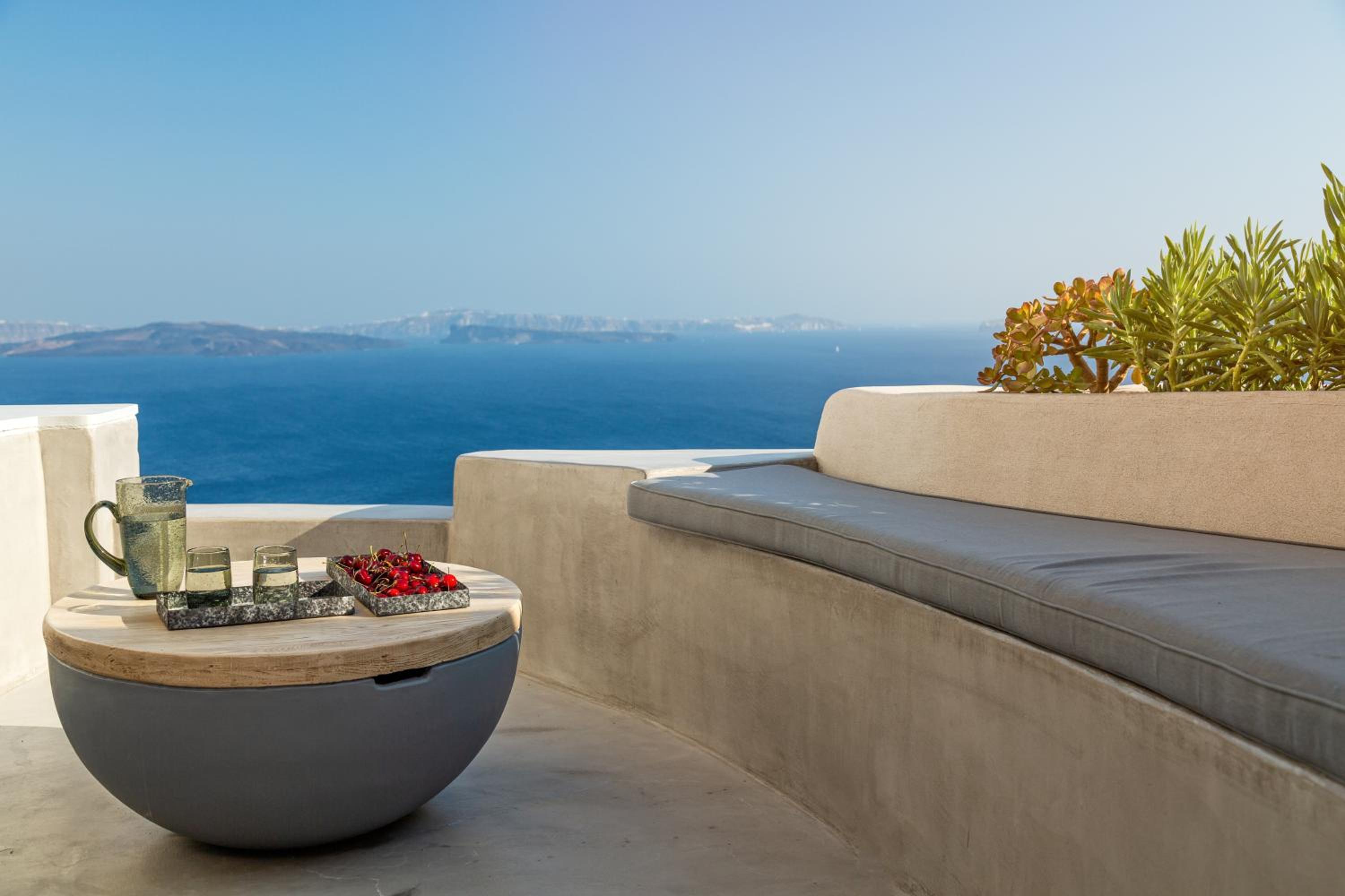 Marble Sun Villa with Jacuzzi by Caldera Houses photo 5