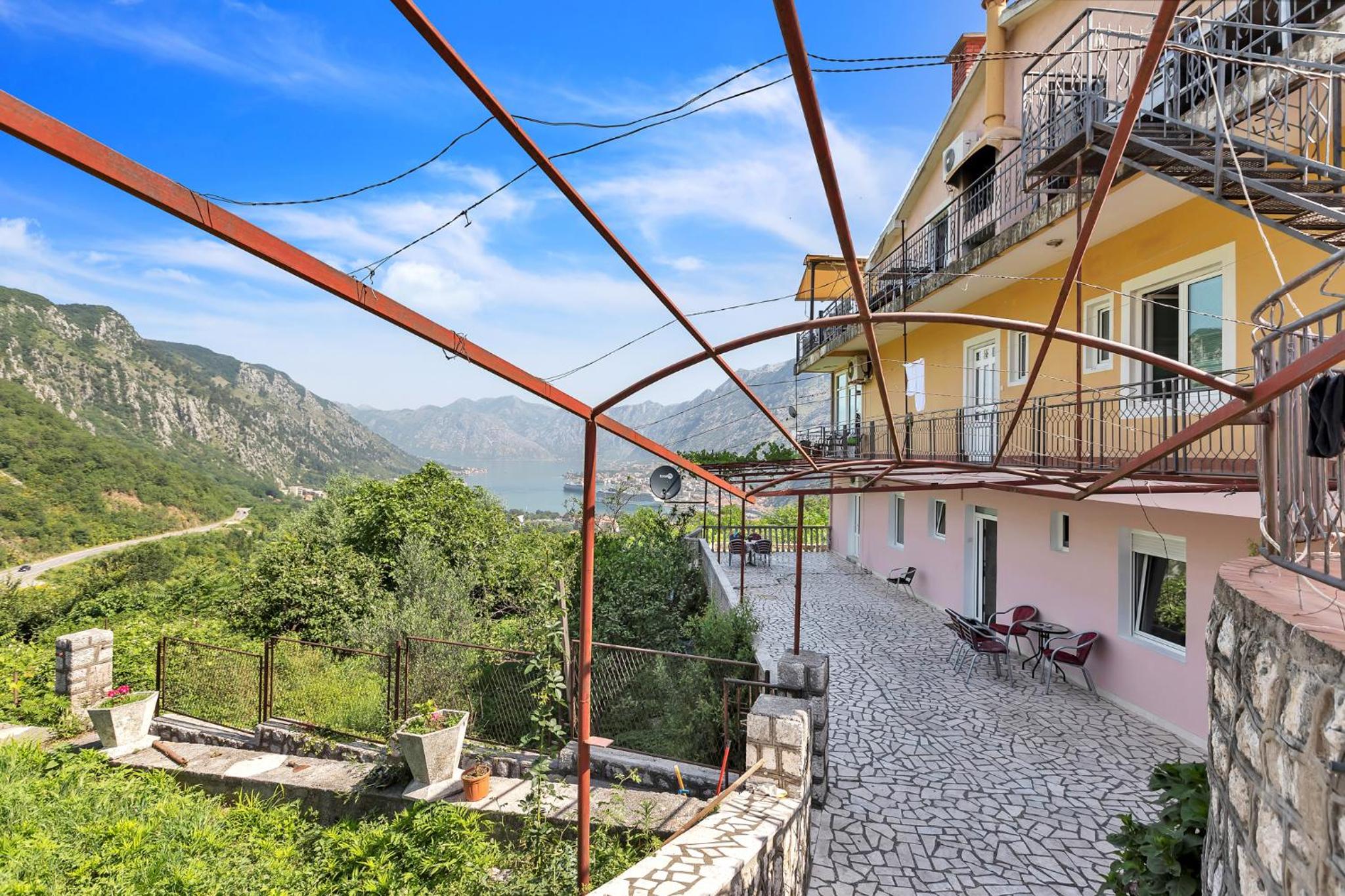 Apartments Vidikovac Inn view 3