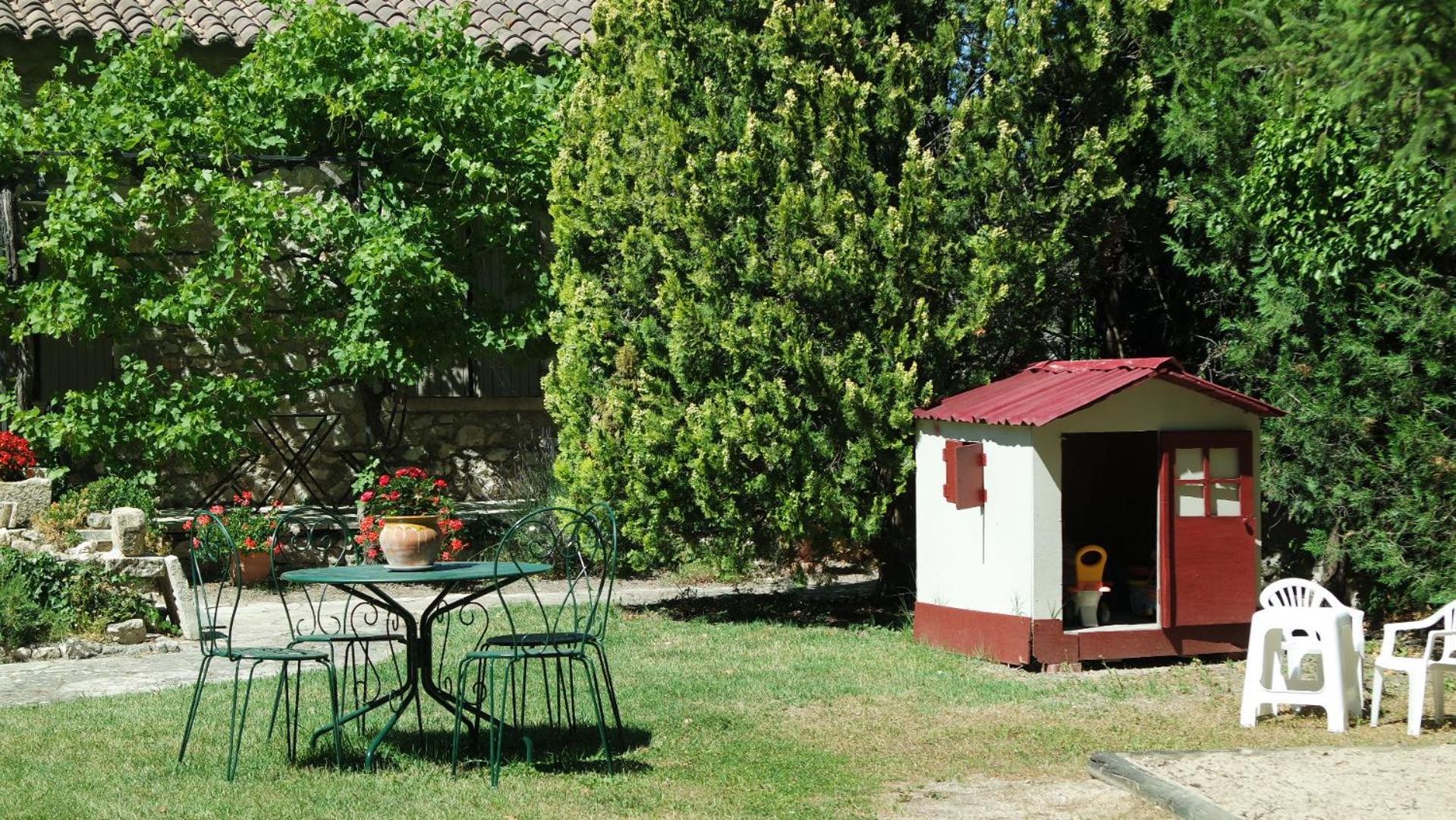 Photo 11