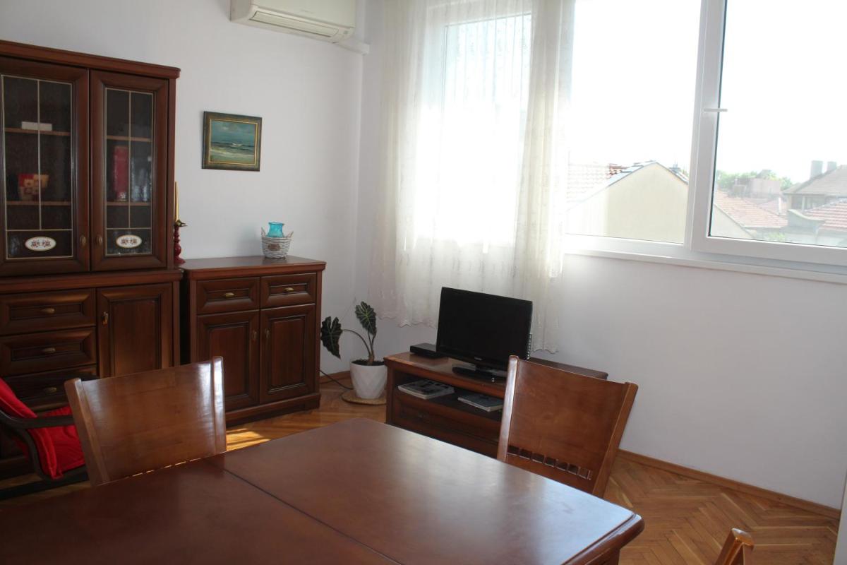 Sunny Cozy Flat in the Centre, close to beach, 4 rooms, 105sqm view 3