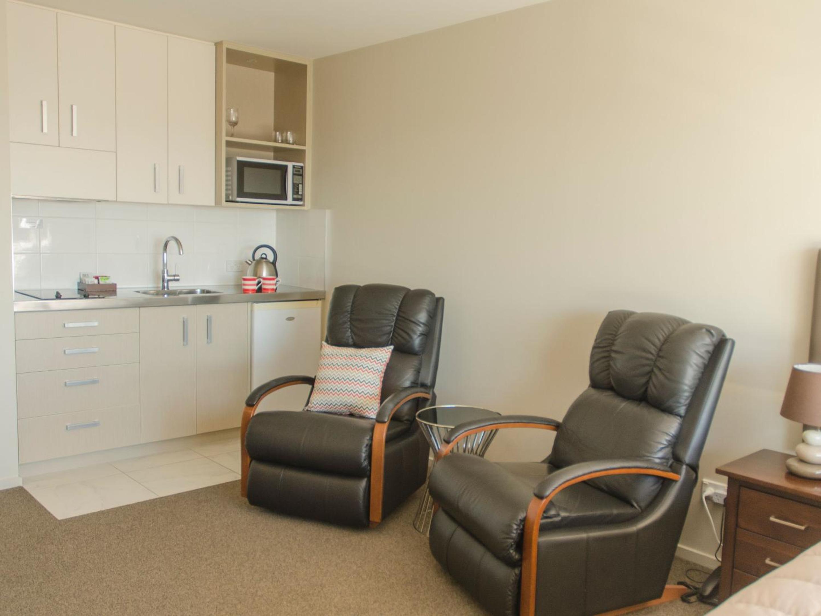 Coastal Ridge Apartments