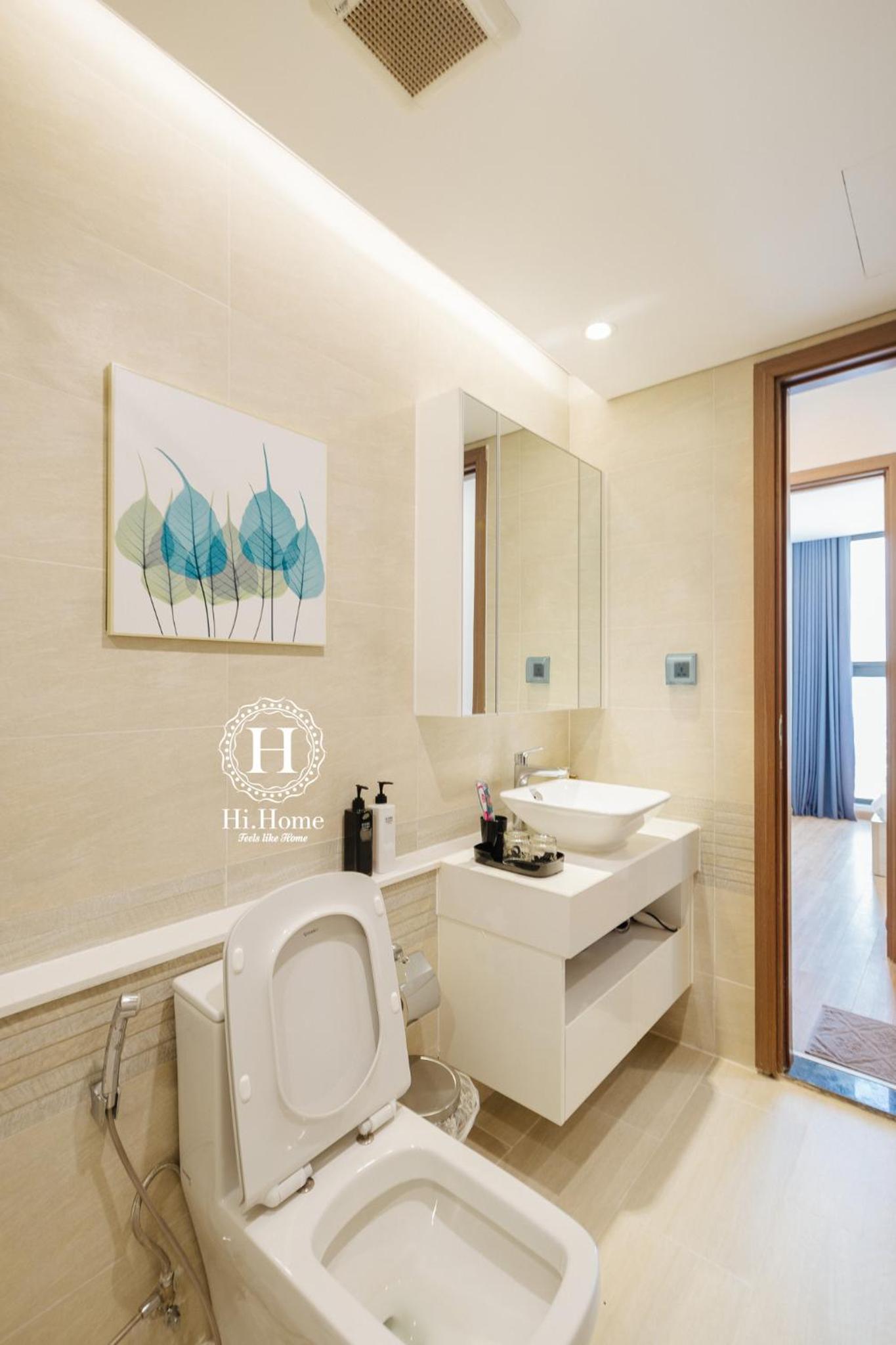 Hi-Home Suites - Vinhomes Metropolis