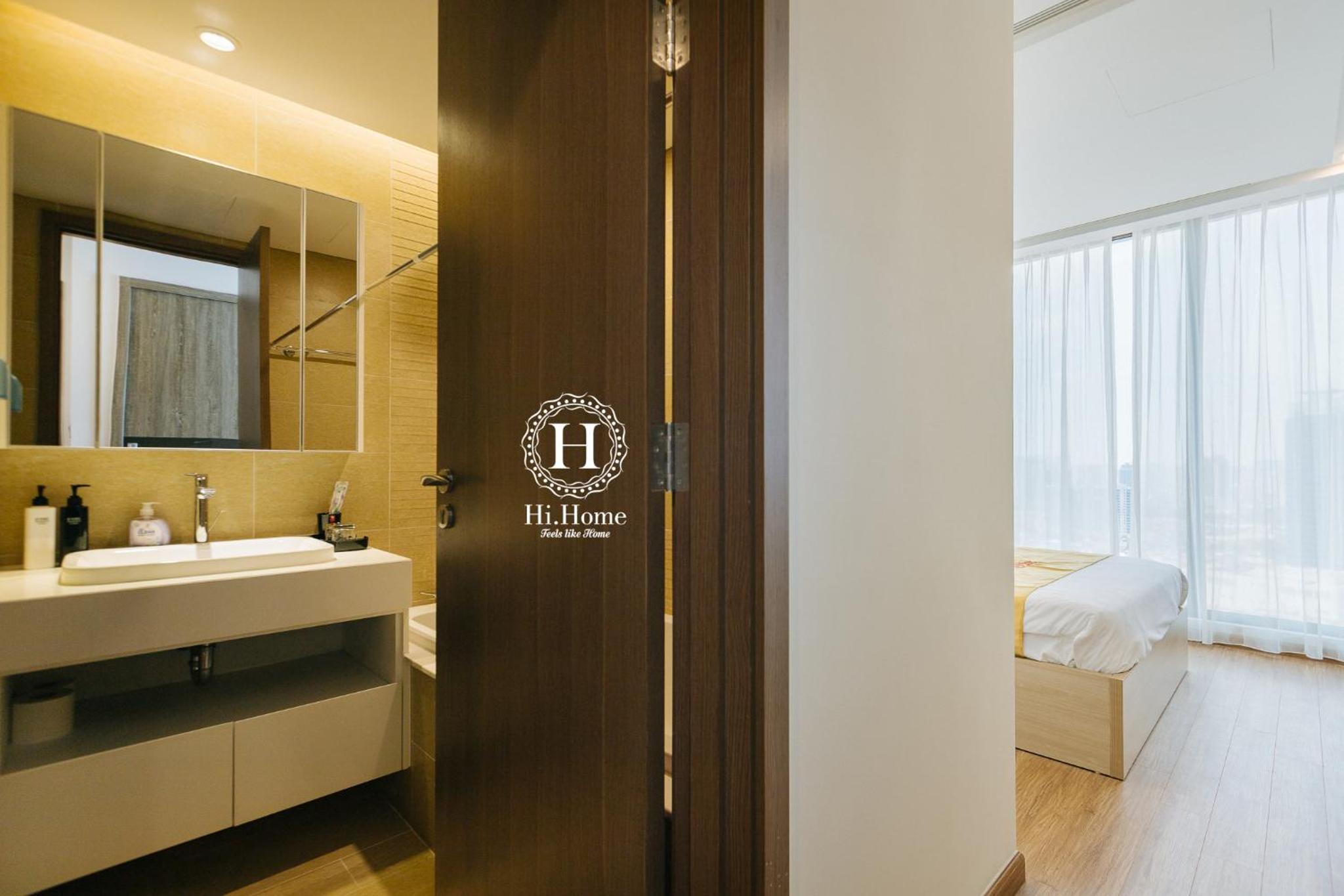 Hi-Home Suites - Vinhomes Metropolis