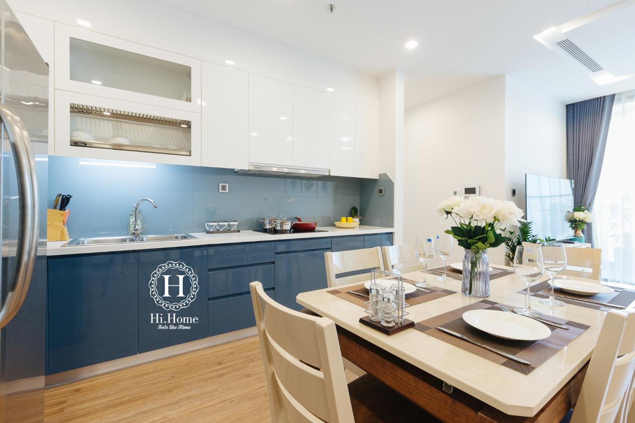 Hi-Home Suites - Vinhomes Metropolis