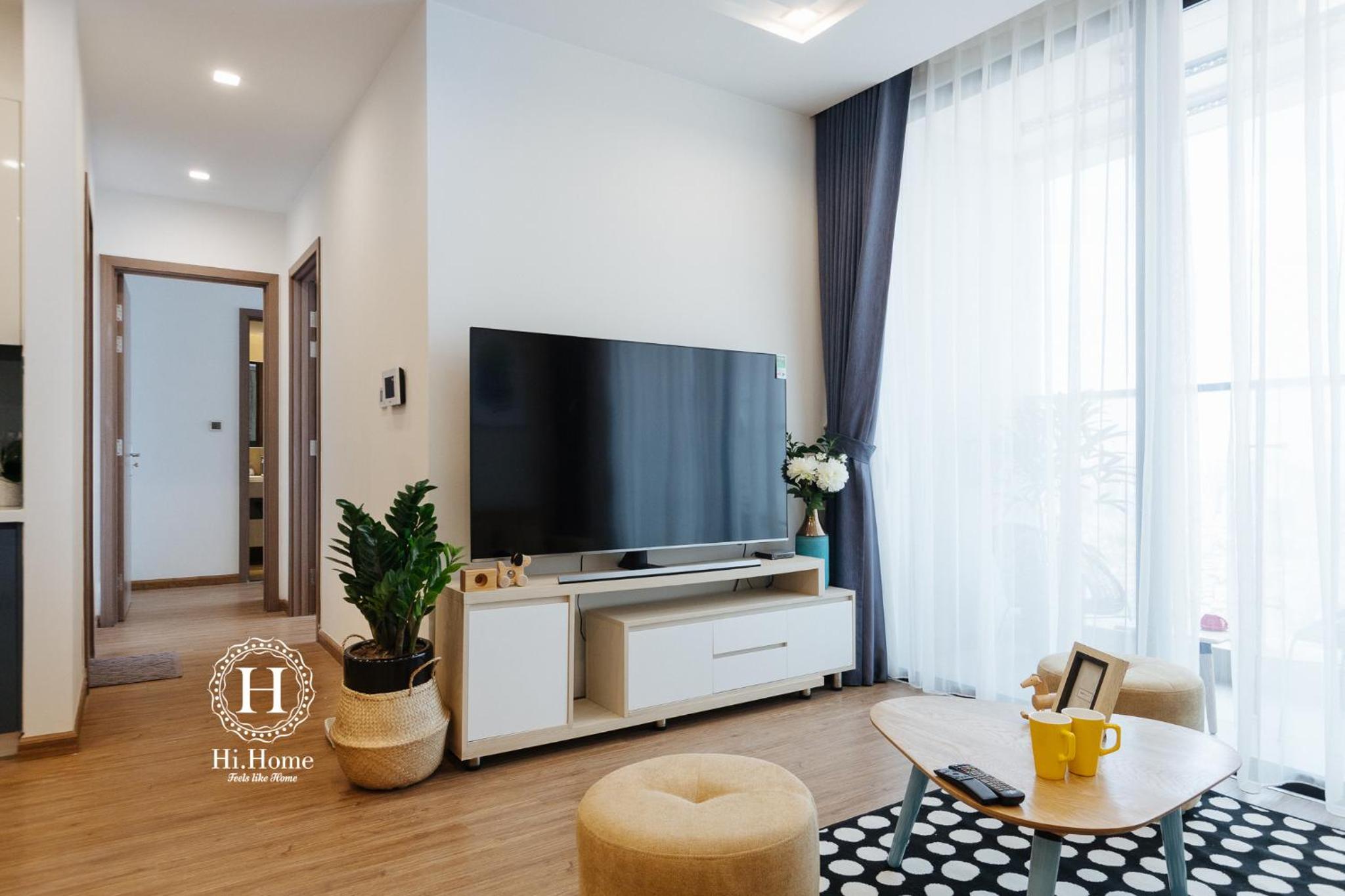 Hi-Home Suites - Vinhomes Metropolis
