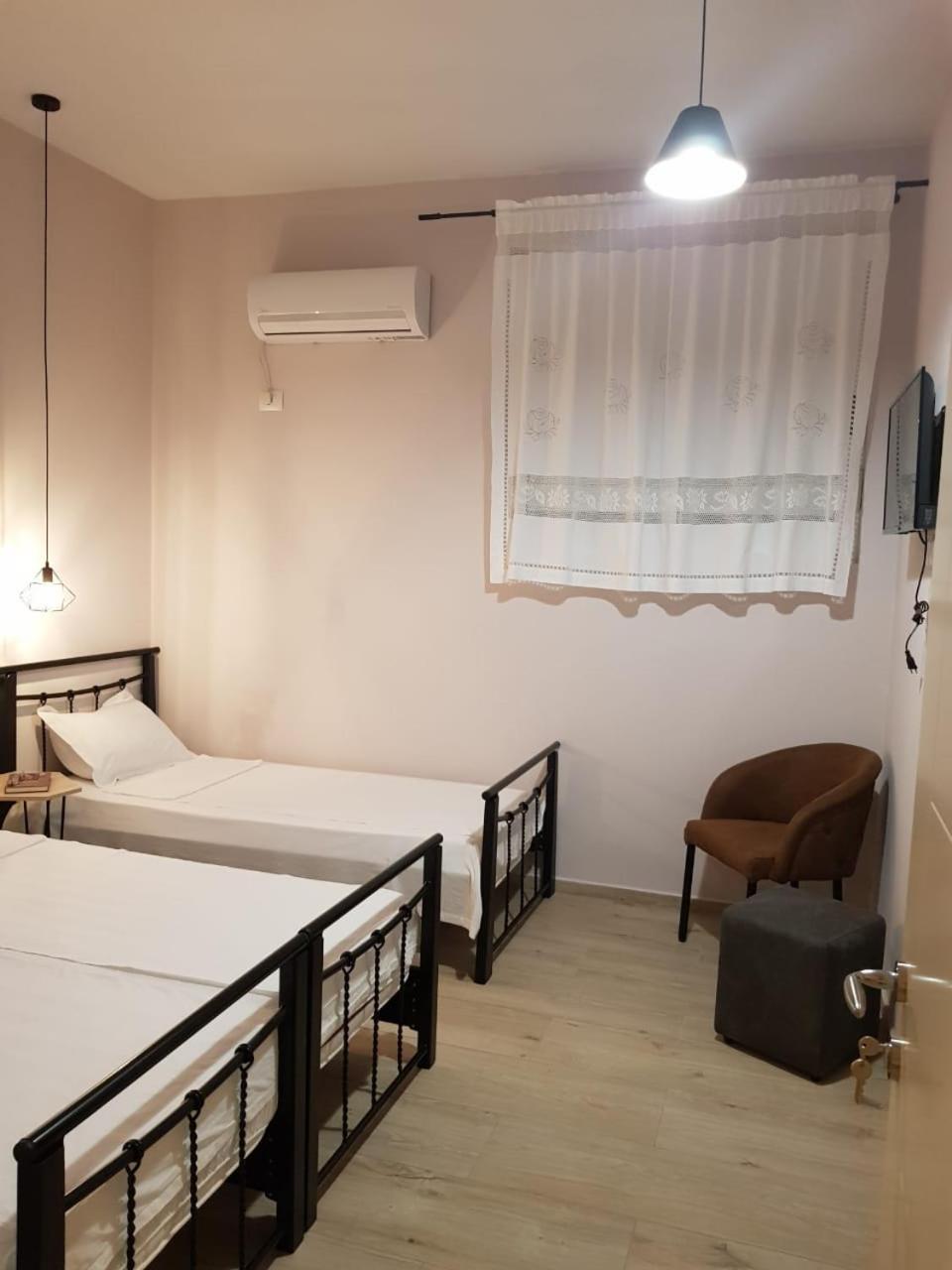 Dimitri Guest House